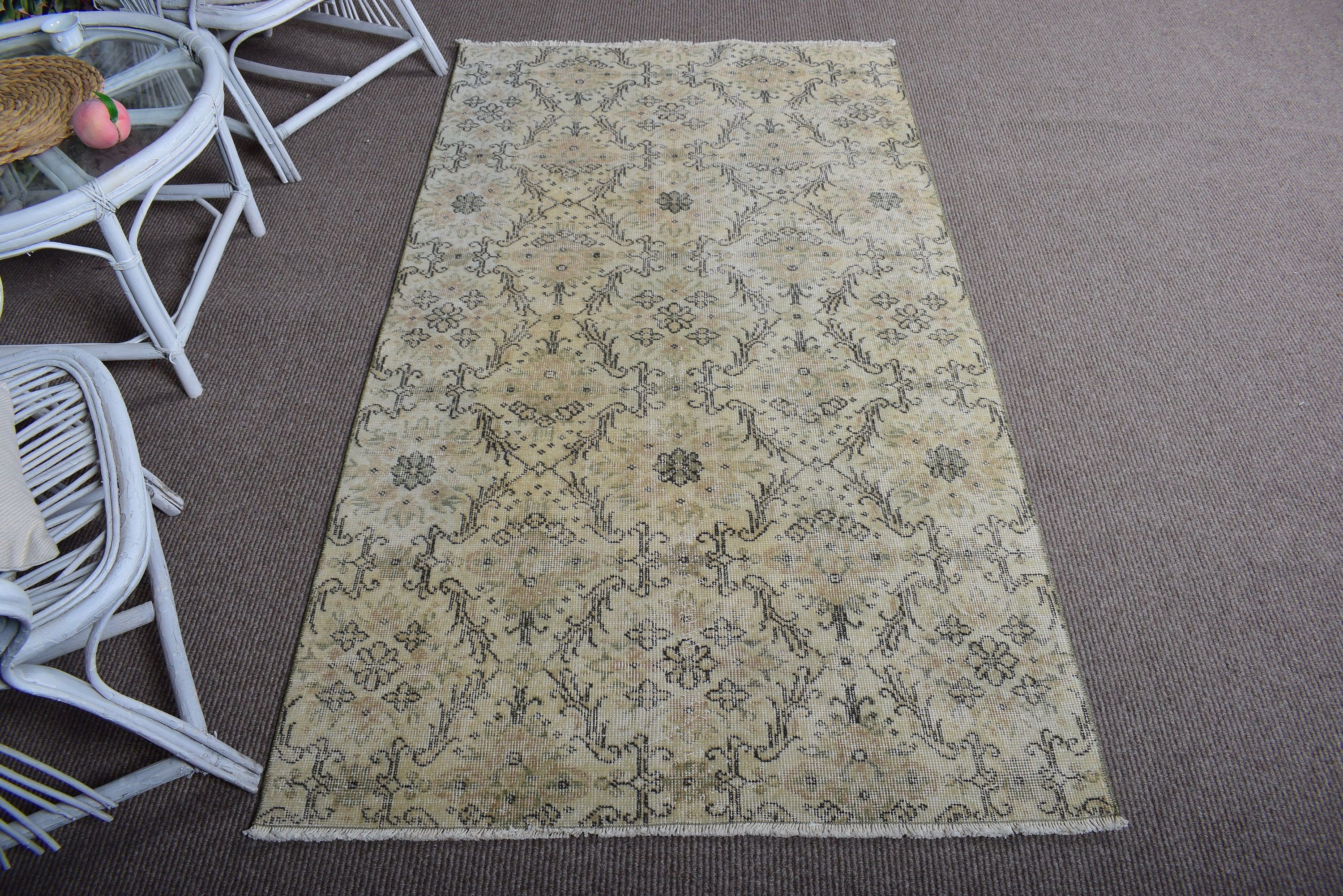 Etnik Halı, Vintage Halı, Oturma Odası Halıları, Yatak Odası Halısı, 3,7x6,7 ft Alan Halısı, Anadolu Halısı, Bej Yün Halıları, Boho Bölge Halıları, Türk Halısı