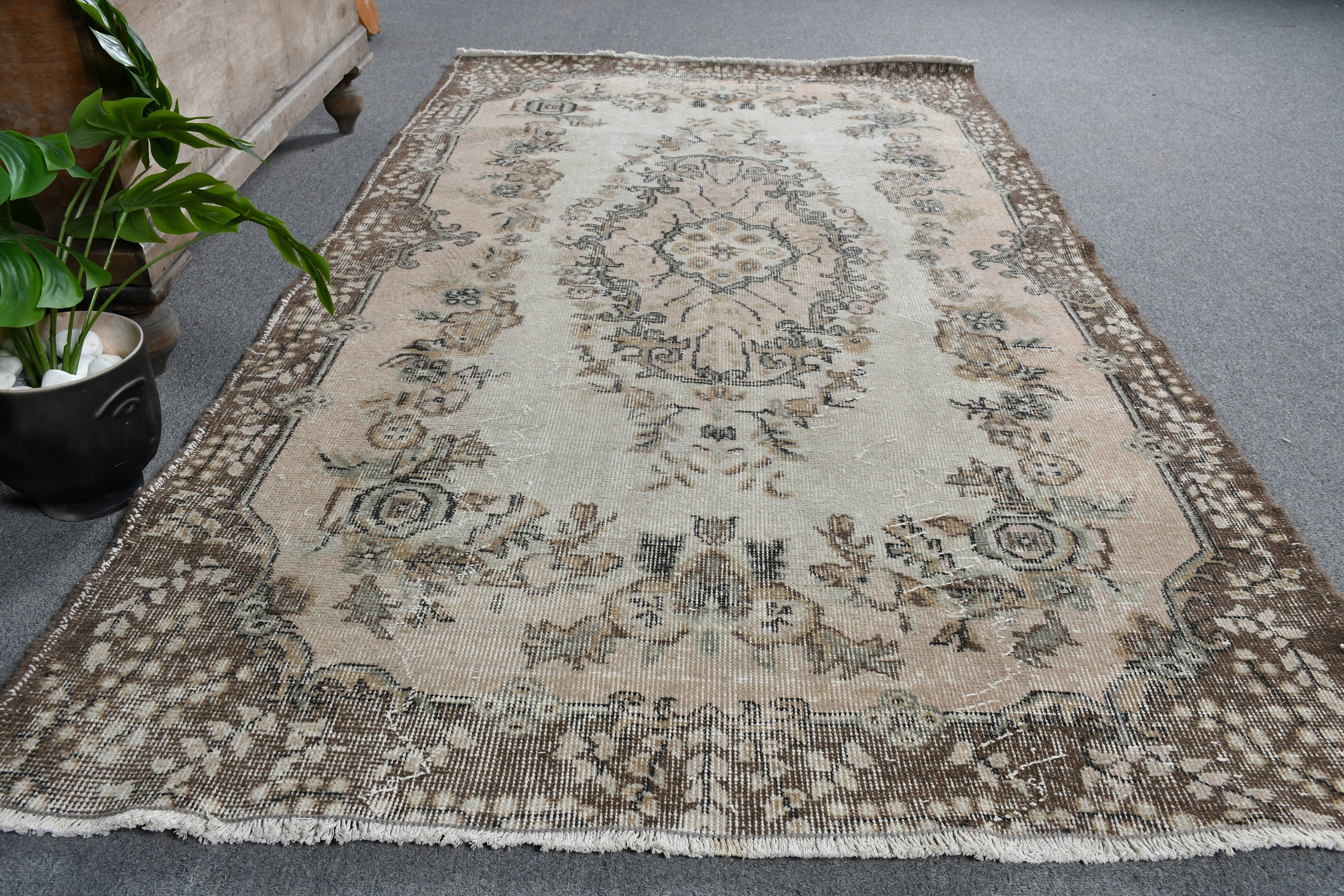 Bej Anadolu Halısı, Ev Dekorasyonu Halısı, Türkiye Halısı, Mutfak Halısı, Türk Halıları, Çocuk Halısı, 3.9x6.8 ft Alan Halıları, Vintage Halı, Yer Halısı