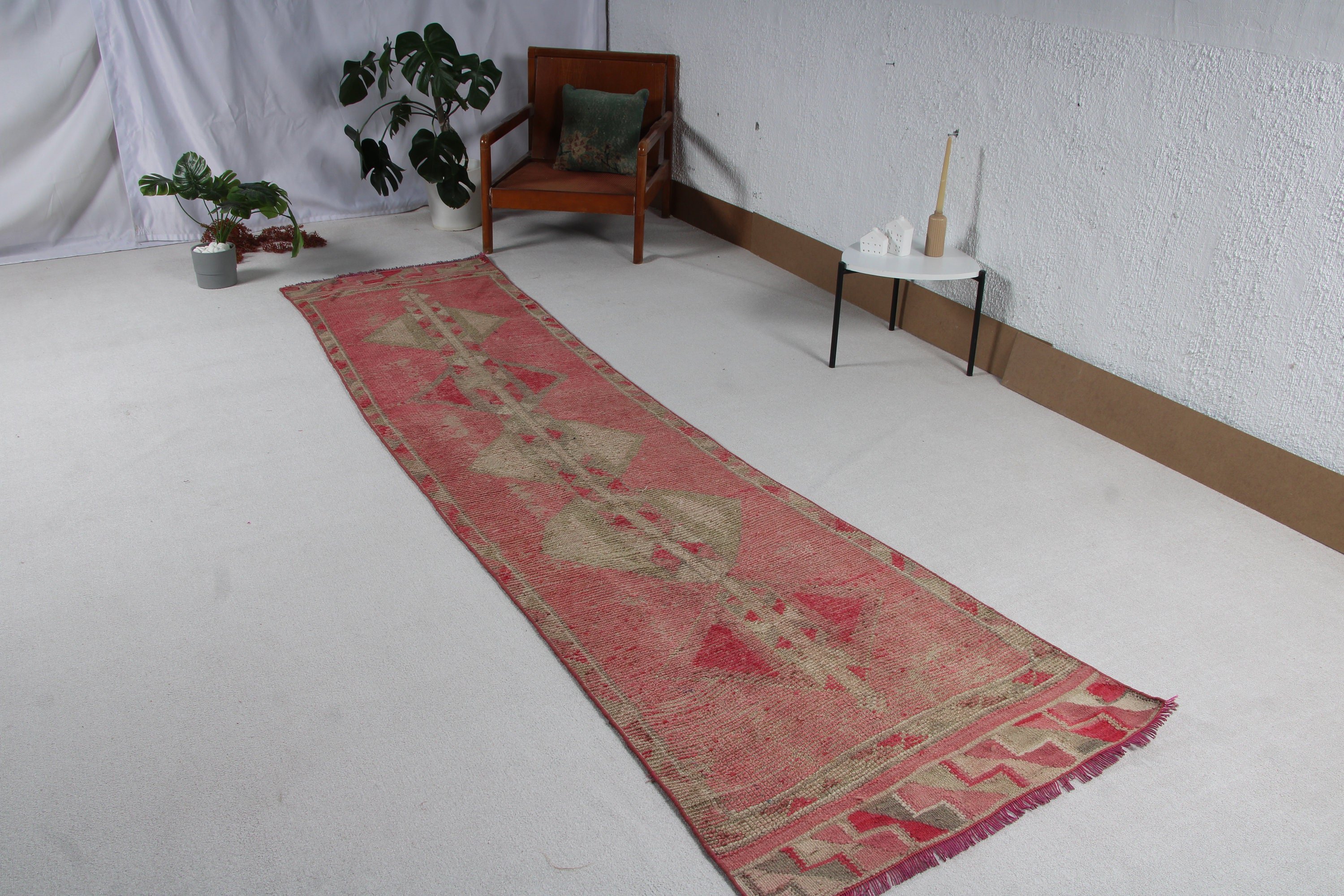 Vintage Halı, 2.7x11.1 ft Runner Halıları, Pembe Antika Halılar, Etnik Halı, Ev Dekorasyonu Halısı, Beni Ourain Runner Halıları, Oushak Halıları, Türk Halıları