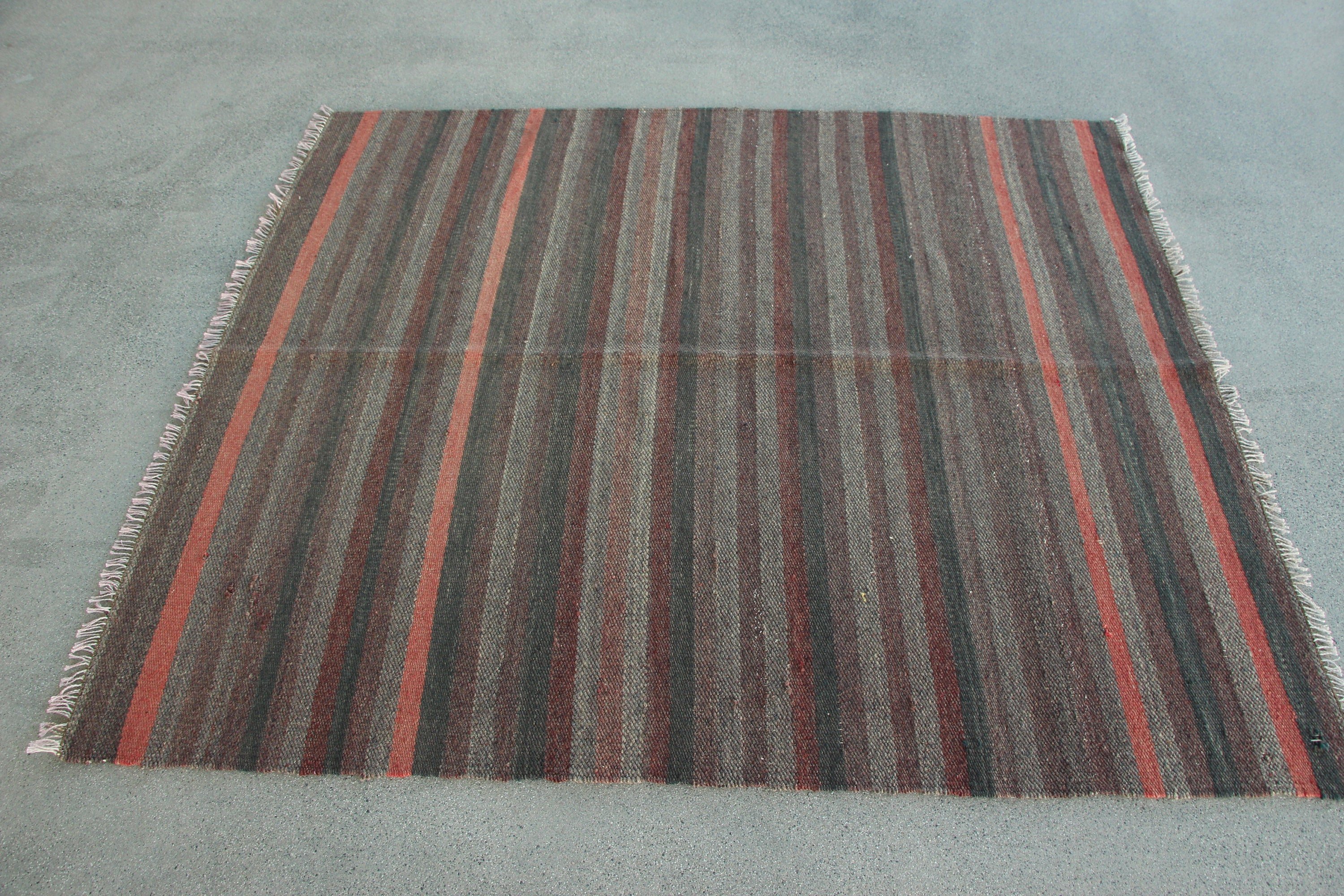 Kilim, Mor Yün Halı, 4,6x5,2 ft Aksan Halıları, Yatak Odası Halısı, Anadolu Halısı, Türk Halısı, Çocuk Halıları, Yer Halısı, Vintage Halılar, Mutfak Halısı