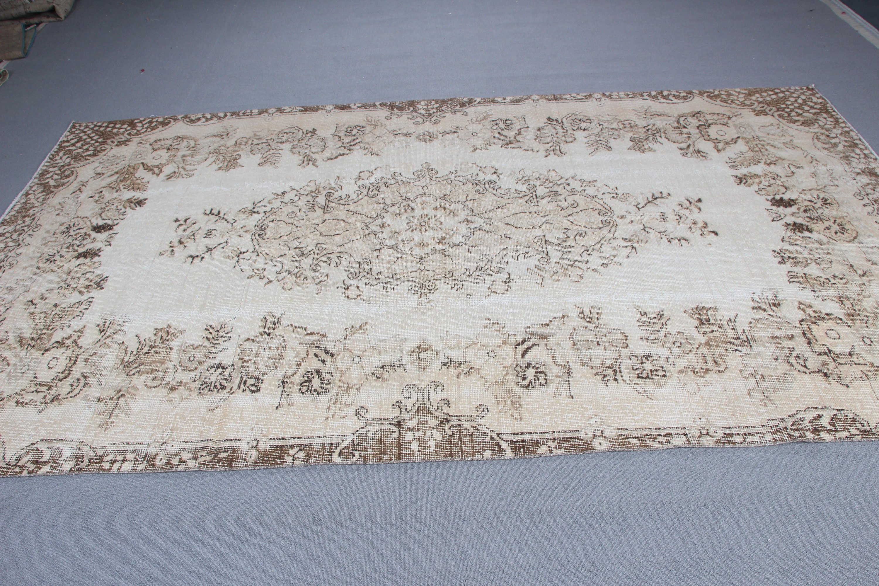 Living Room Rugs, Vintage Rugs, Office Rugs, Beige Oushak Rug, Salon Rug, Luxury Rugs, Turkish Rug, 5.5x9.7 ft Large Rug