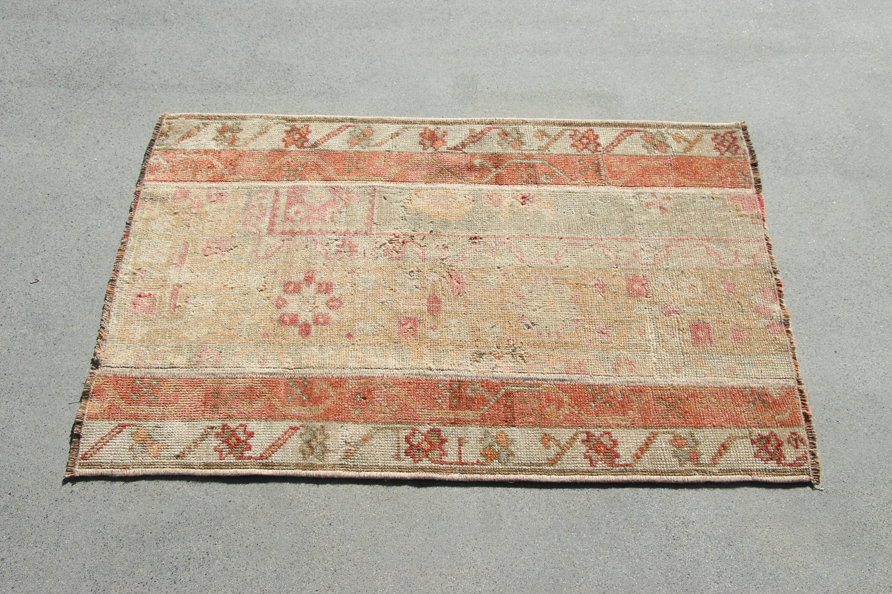 Vintage Rug, White Anatolian Rugs, Anatolian Rug, Bedroom Rugs, Entry Rug, Cool Rug, Rugs for Car Mat, 2.1x3.3 ft Small Rugs, Turkish Rugs