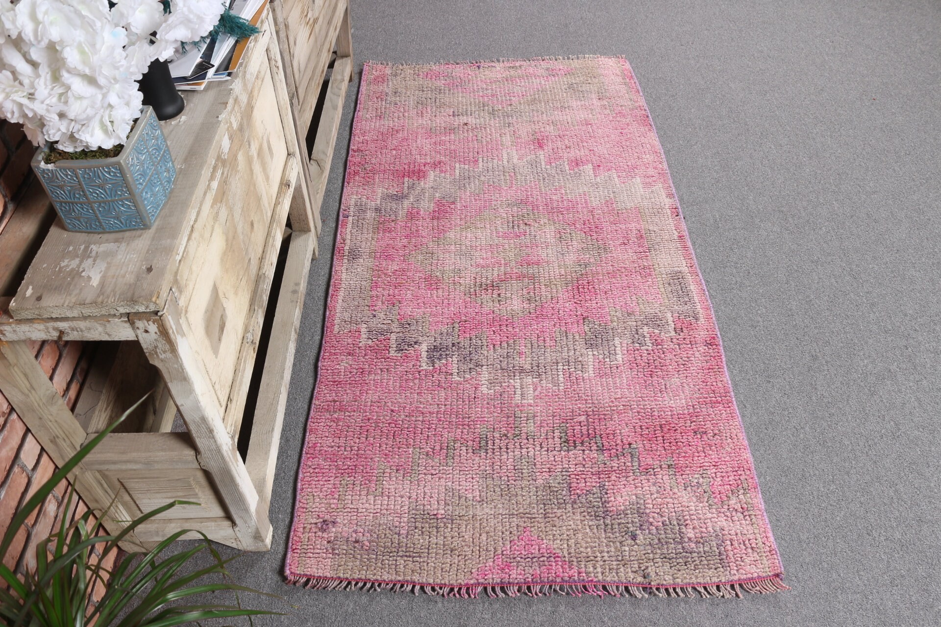 Yatak Odası Halıları, Çocuk Halıları, Özel Halı, Türk Halıları, Oushak Halısı, 2.8x5.6 ft Accent Halıları, Pembe Yatak Odası Halısı, Vintage Halılar