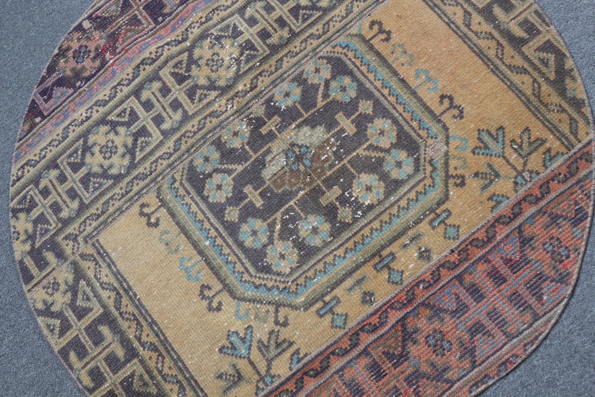 Vintage Rug, Orange Cool Rugs, Moroccan Rugs, Door Mat Rugs, Turkish Rug, Art Rugs, Car Mat Rugs, 3.6x3.7 ft Small Rug, Oushak Rugs