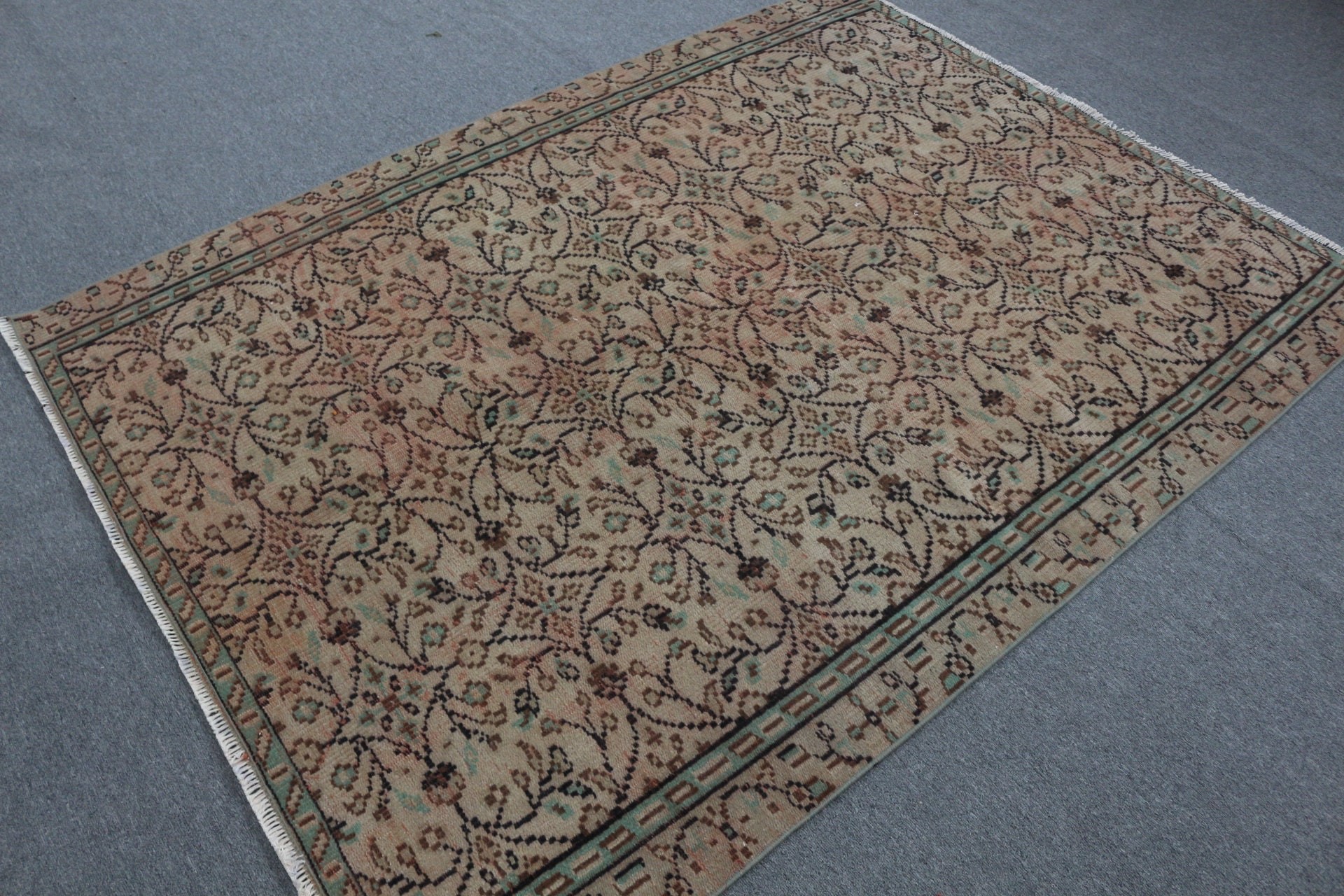 Mutfak Halı, Yatak odası Halı, Uşak Halı, Oturma Odası Halı, Yeşil Antik Halı, 150x202 cm Oturma odası Halı, Nostaljik Halı