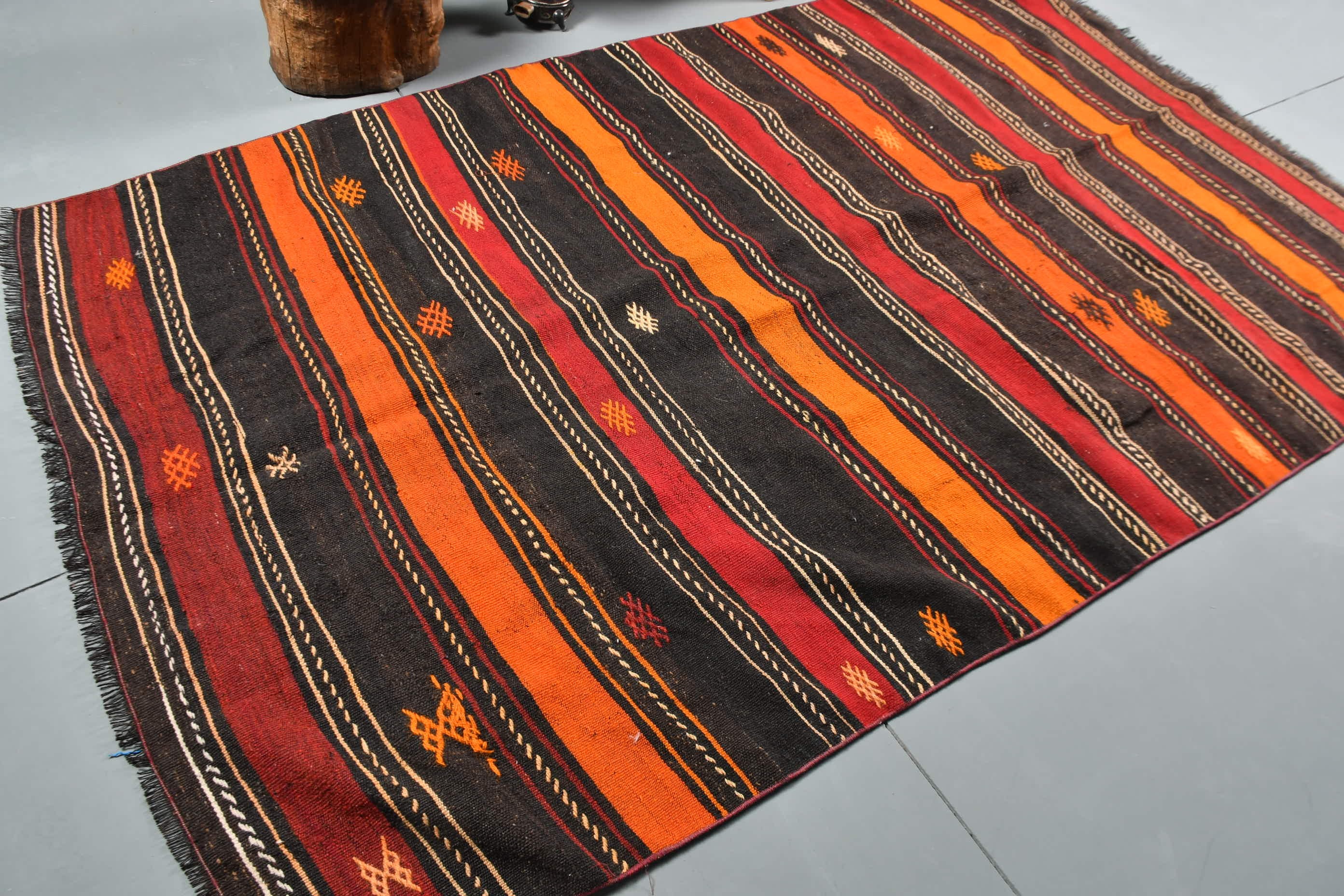 Salon Halıları, Vintage Halı, 5x9.2 ft Büyük Halı, Türk Halıları, Oturma Odası Halıları, Siyah Soğuk Halı, Salon Halısı, Soğuk Halı, Kilim, Yatak Odası Halısı