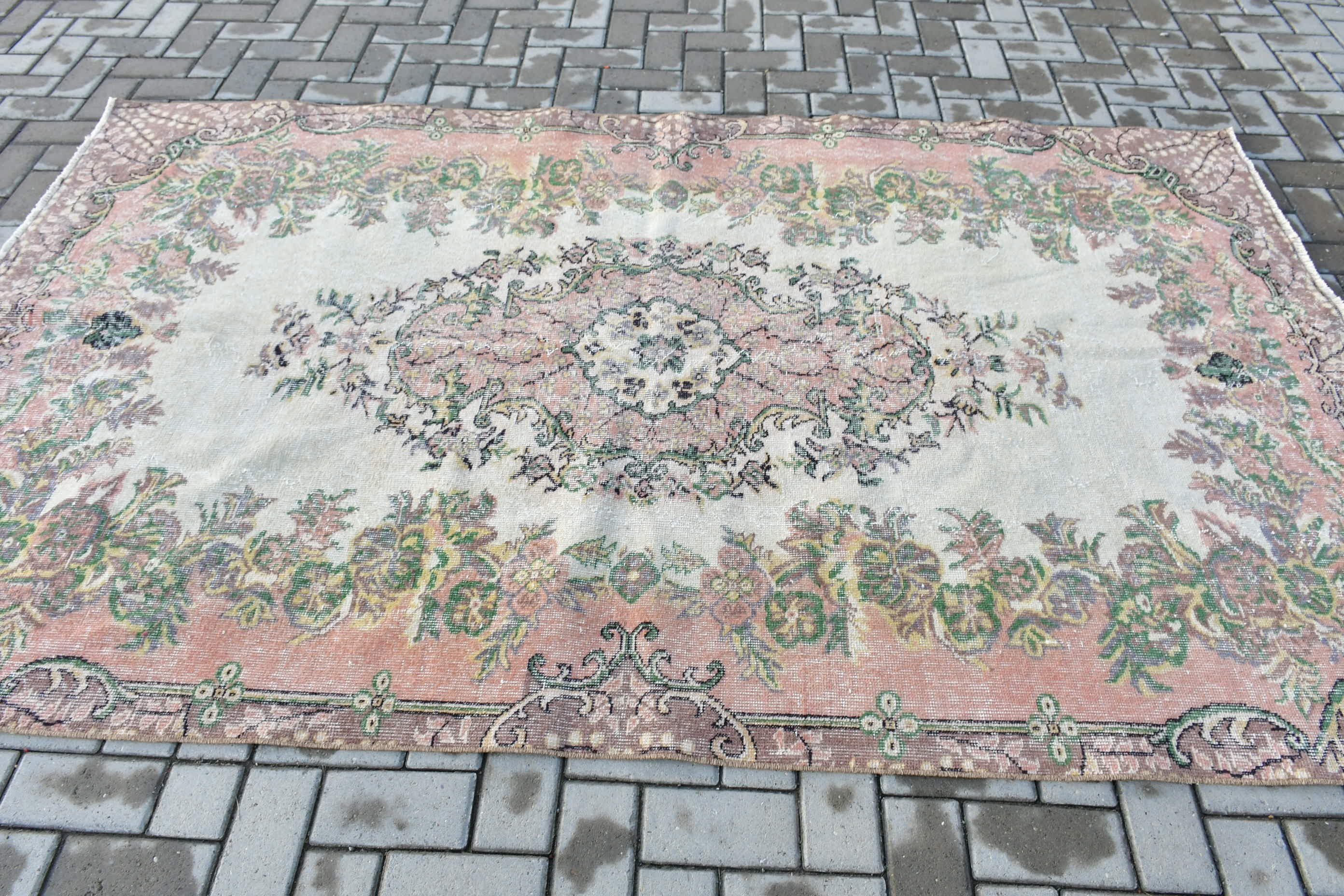 Turkish Rug, Oriental Rug, Vintage Rugs, Bedroom Rug, Living Room Rug, Pink Anatolian Rugs, Cute Rugs, Antique Rug, 5.2x8.5 ft Large Rug