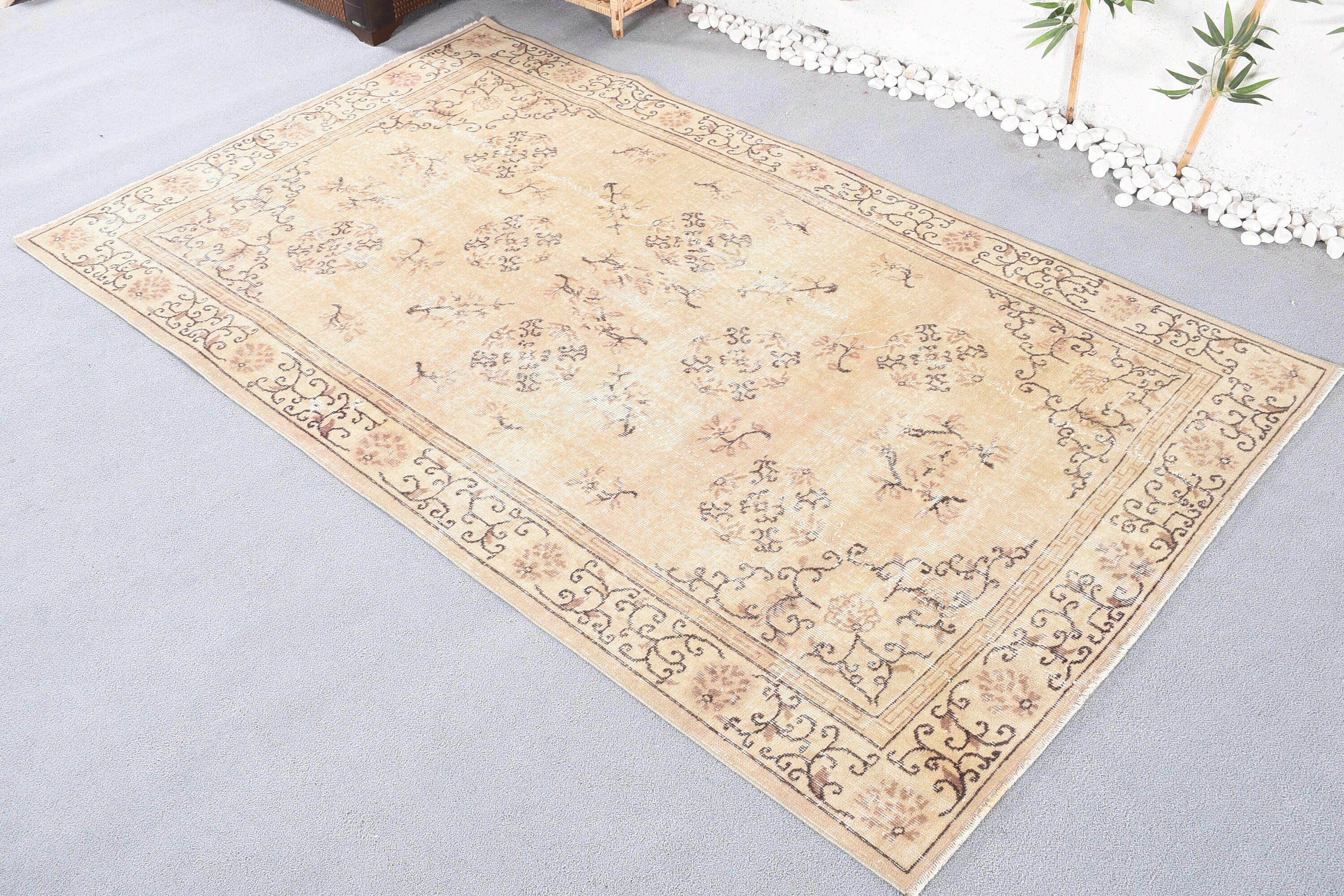 White Oriental Rug, Moroccan Rugs, Salon Rug, Pastel Rug, Bedroom Rug, 5.2x8.7 ft Large Rug, Vintage Rug, Turkish Rug, Living Room Rugs