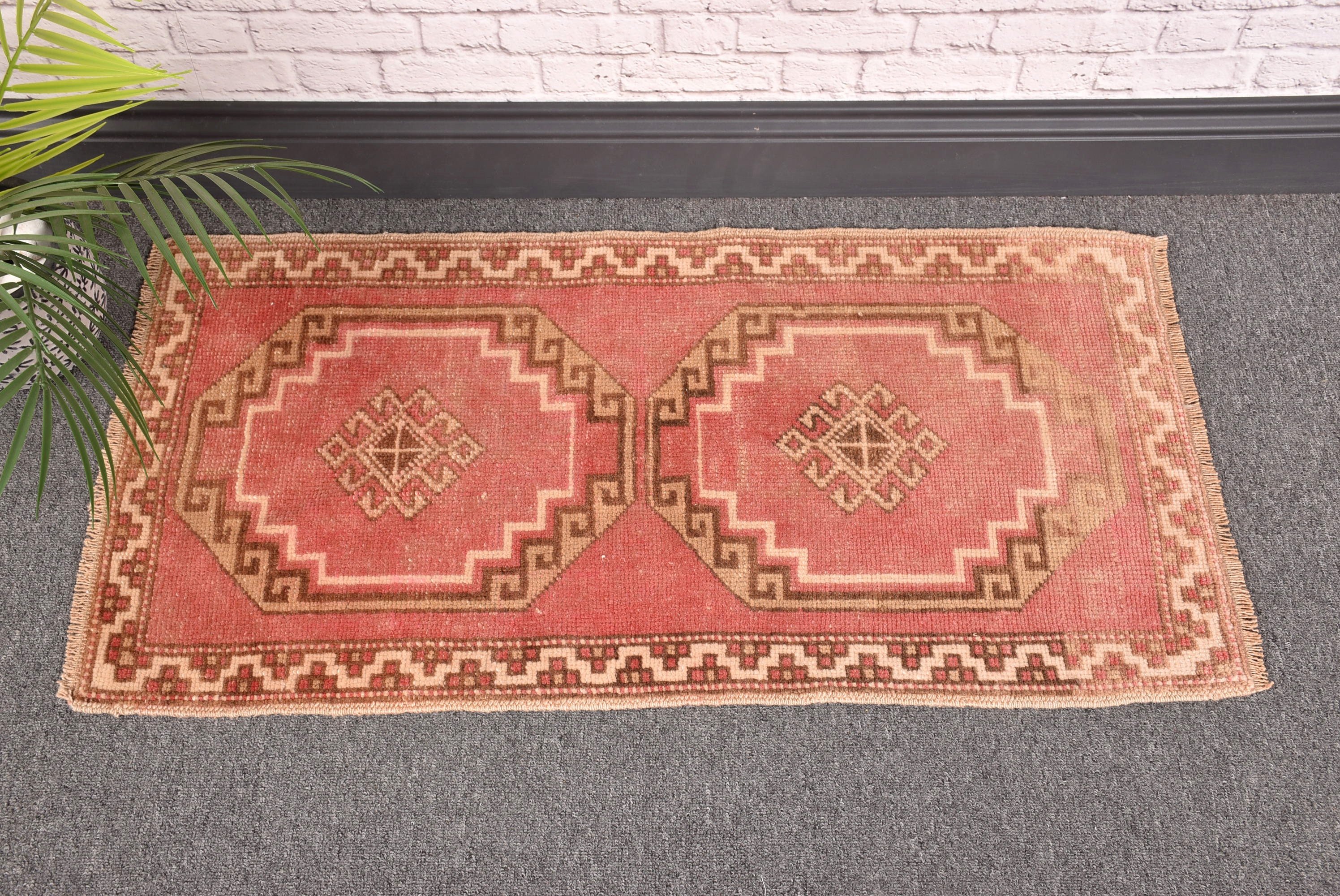 Decorative Rug, Door Mat Rug, Handwoven Rug, Vintage Rugs, Wall Hanging Rug, Turkish Rug, Red Kitchen Rugs, 1.5x3 ft Small Rug, Oushak Rug