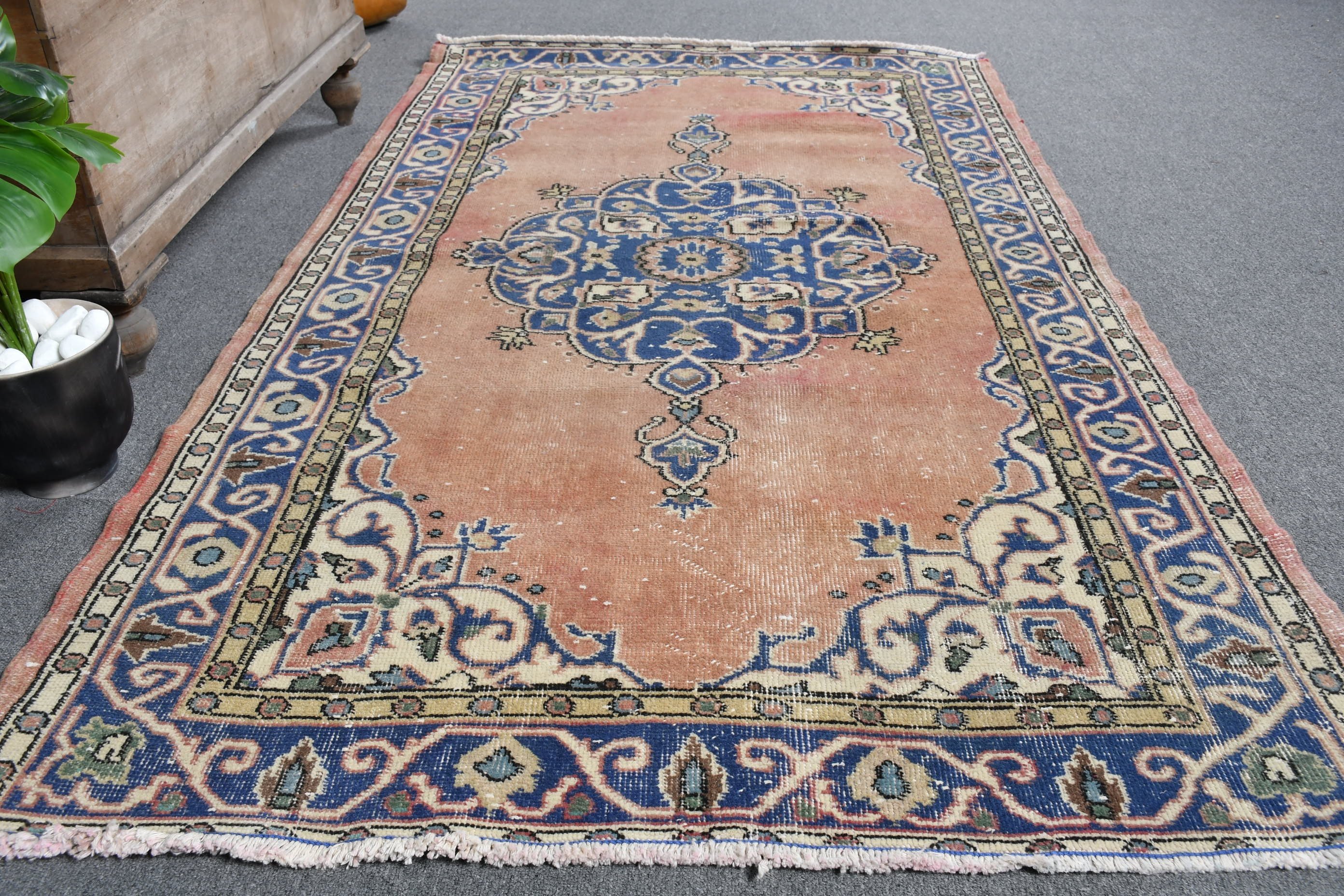 Mutfak Halıları, Kırmızı Soğuk Halılar, Anadolu Halısı, Soluk Halı, Yer Halısı, Türk Halısı, 3,9x6,8 ft Alan Halısı, Alan Halıları, Oryantal Halı, Vintage Halı