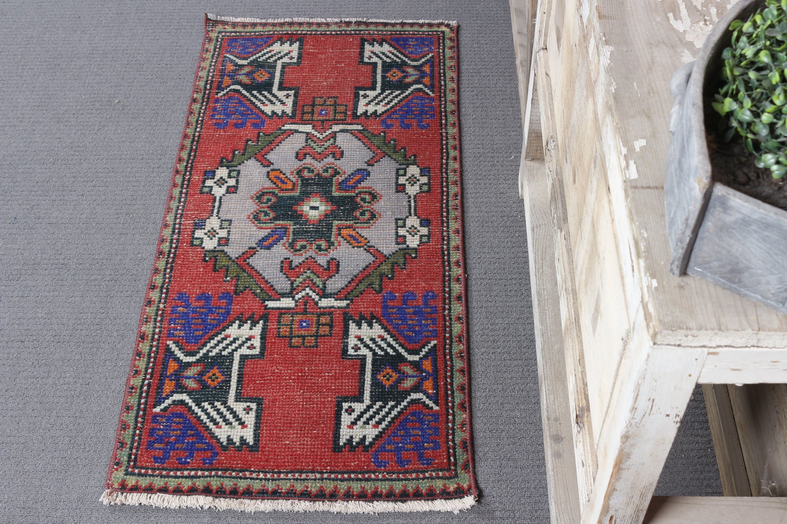 Yer Halısı, 1.6x3.3 ft Küçük Halılar, Kırmızı Antika Halılar, Vintage Halı, Kapı Paspası Halıları, Duvara Asılı Halı, Türk Halısı, Antika Kilimler