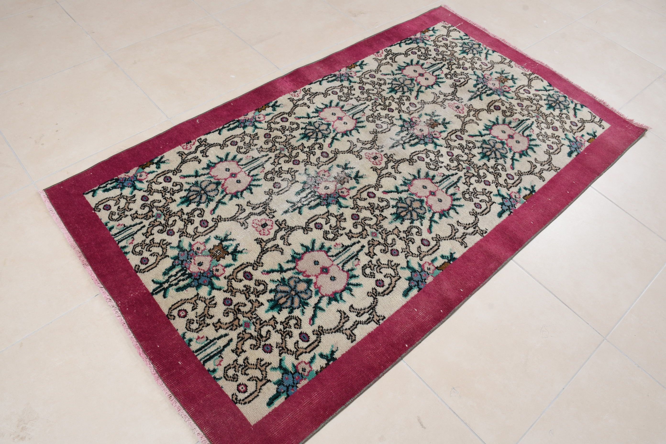 Fas Halıları, Giriş Halıları, Vintage Halı, Anadolu Halıları, Mor 3,6x6,5 ft Accent Halı, Türk Halısı, Yatak Odası Halıları, Organik Halı