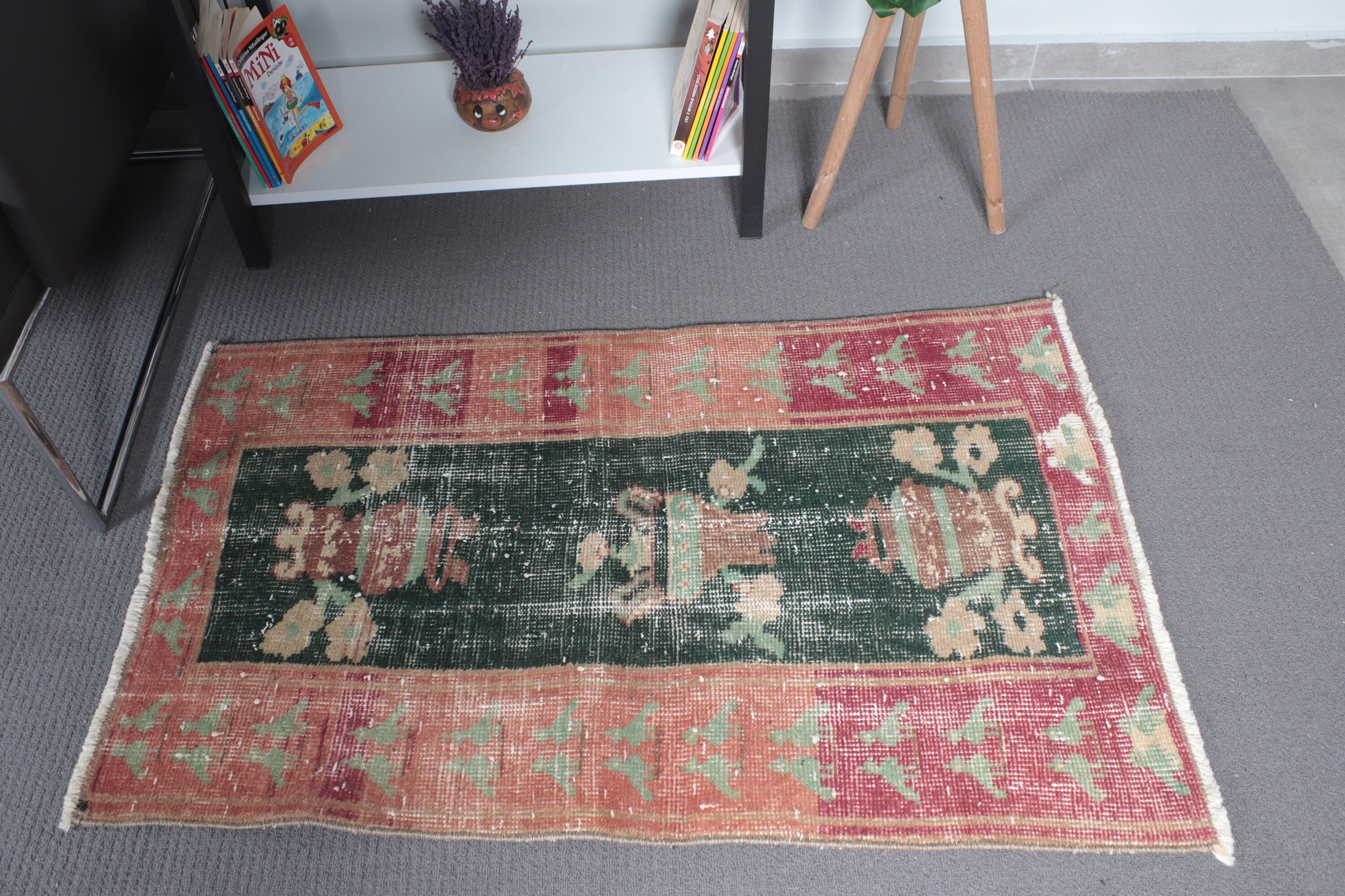 Yeşil Mutfak Halısı, Vintage Halı, El Dokuma Halı, Oushak Halıları, 2,3x3,6 ft Küçük Halı, Egzotik Halı, Banyo Halısı, Yatak Odası Halıları, Türk Halısı