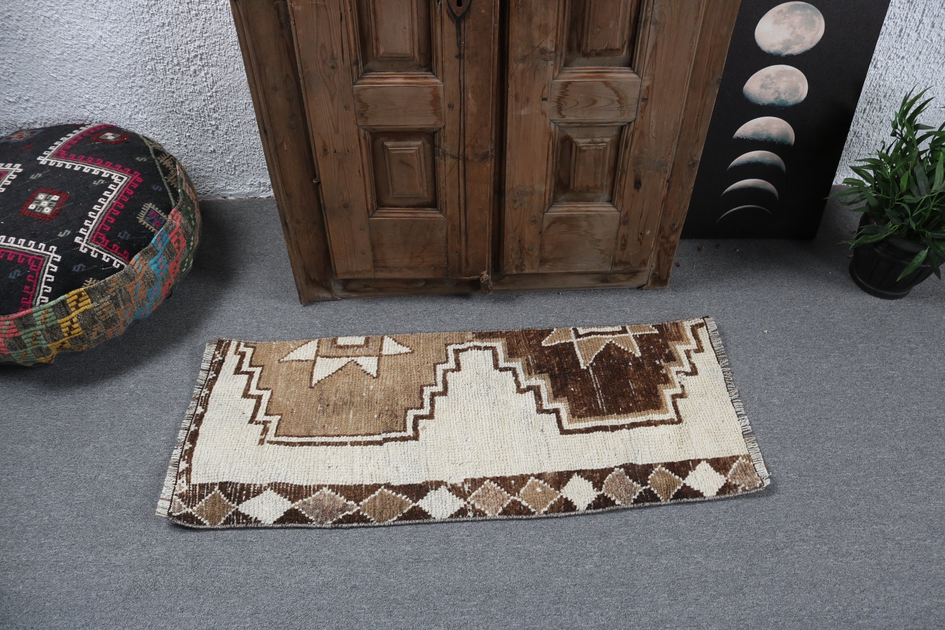 Beige Handwoven Rug, Handwoven Rugs, Turkish Rug, Vintage Rugs, Wall Hanging Rug, Small Area Rug, 1.5x3.7 ft Small Rug, Kitchen Rugs