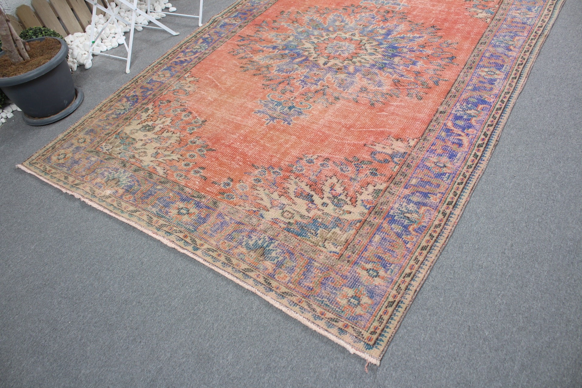 Vintage Rug, Turkish Rug, Dining Room Rugs, Retro Rug, 5.9x9 ft Large Rugs, Oriental Rug, Antique Rug, Bedroom Rugs, Red Oushak Rugs