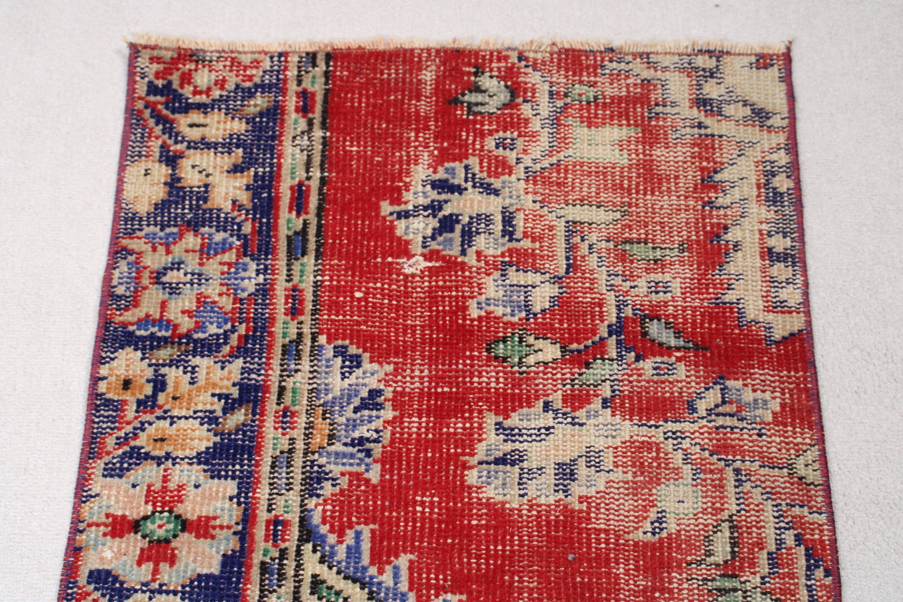 Araba Paspas Halıları, 1.9x3.2 ft Küçük Halılar, Vintage Halı, Türk Halıları, Nötr Halılar, Kırmızı Oushak Halıları, Banyo Halıları, Banyo Halısı