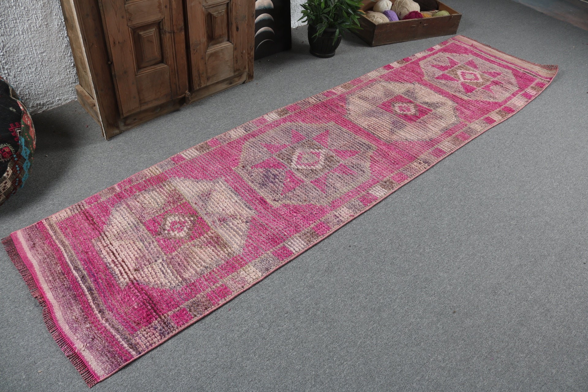 Pembe Açıklama Halısı, Vintage Halılar, Türk Halıları, Türkiye Halıları, Beni Ourain Runner Halıları, Yün Halı, 2.4x9.8 ft Runner Halıları, Düz Dokuma Halılar