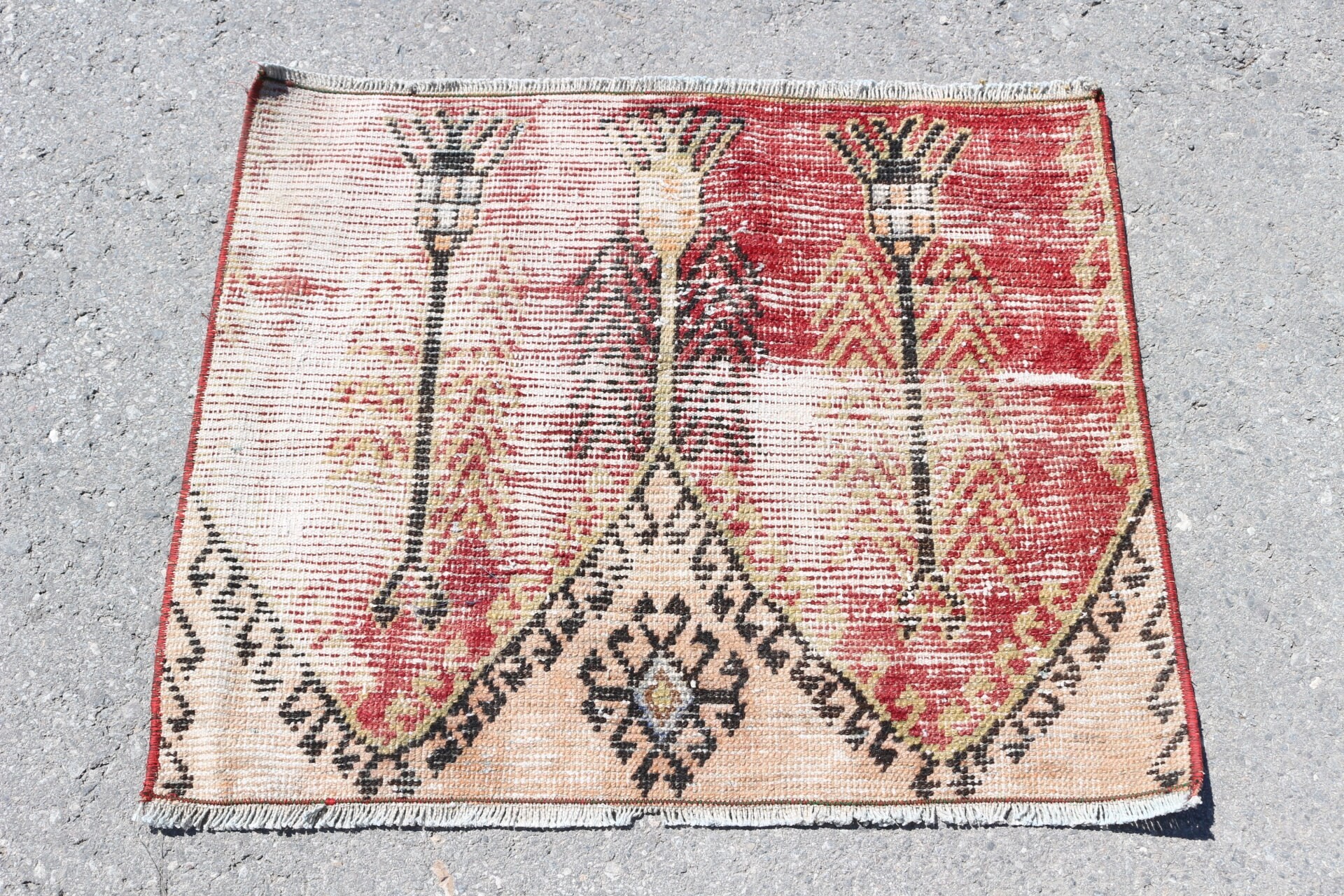 Oushak Halı, Kapı Paspas Halıları, Çocuk Odası Halıları, Türk Halıları, Vintage Halı, Kırmızı Antika Halılar, Giriş Halıları, Anadolu Halısı, 2,7x2,1 ft Küçük Halılar