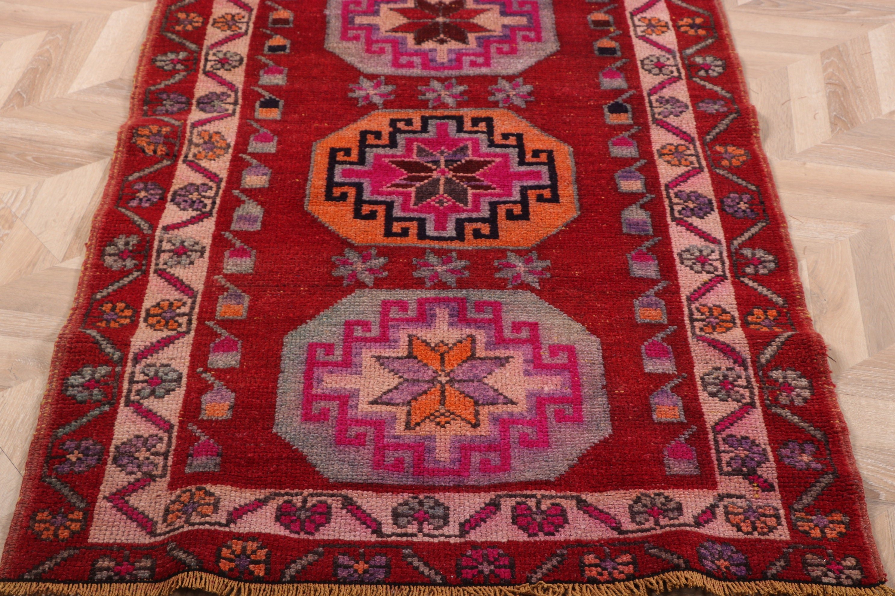 Kırmızı Açıklama Halıları, Koridor Halıları, Beni Ourain Yolluk Halıları, Türk Halısı, Vintage Halı, 3.1x11.9 ft Koşucu Halıları, Antika Halı, Yün Halılar