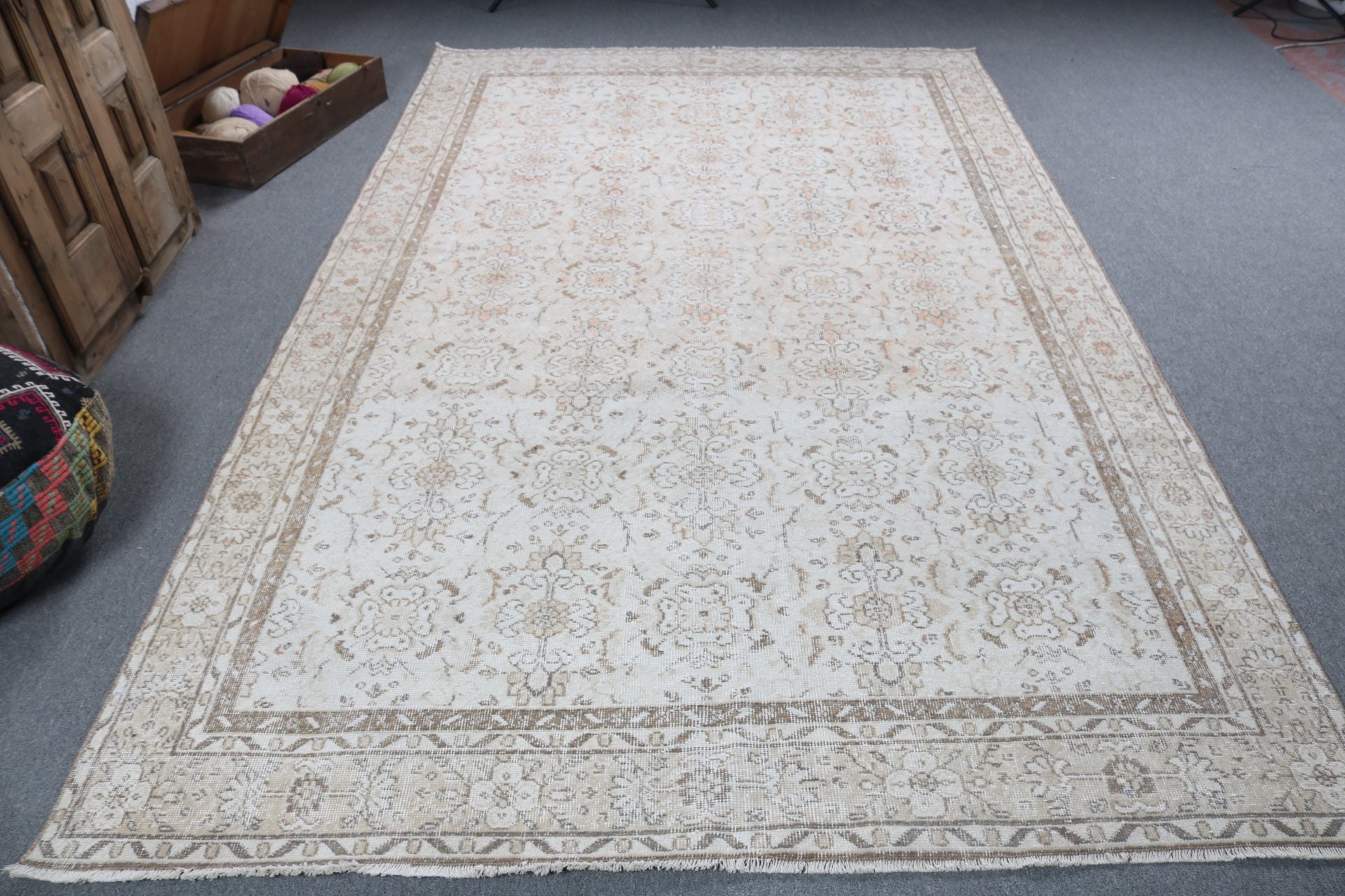 Türk Halısı, 6.3x10.5 ft Büyük Halılar, Büyük Oushak Halıları, Mutfak Halıları, Büyük Vintage Halı, Bej Yün Halı, Anadolu Halıları, Vintage Halı