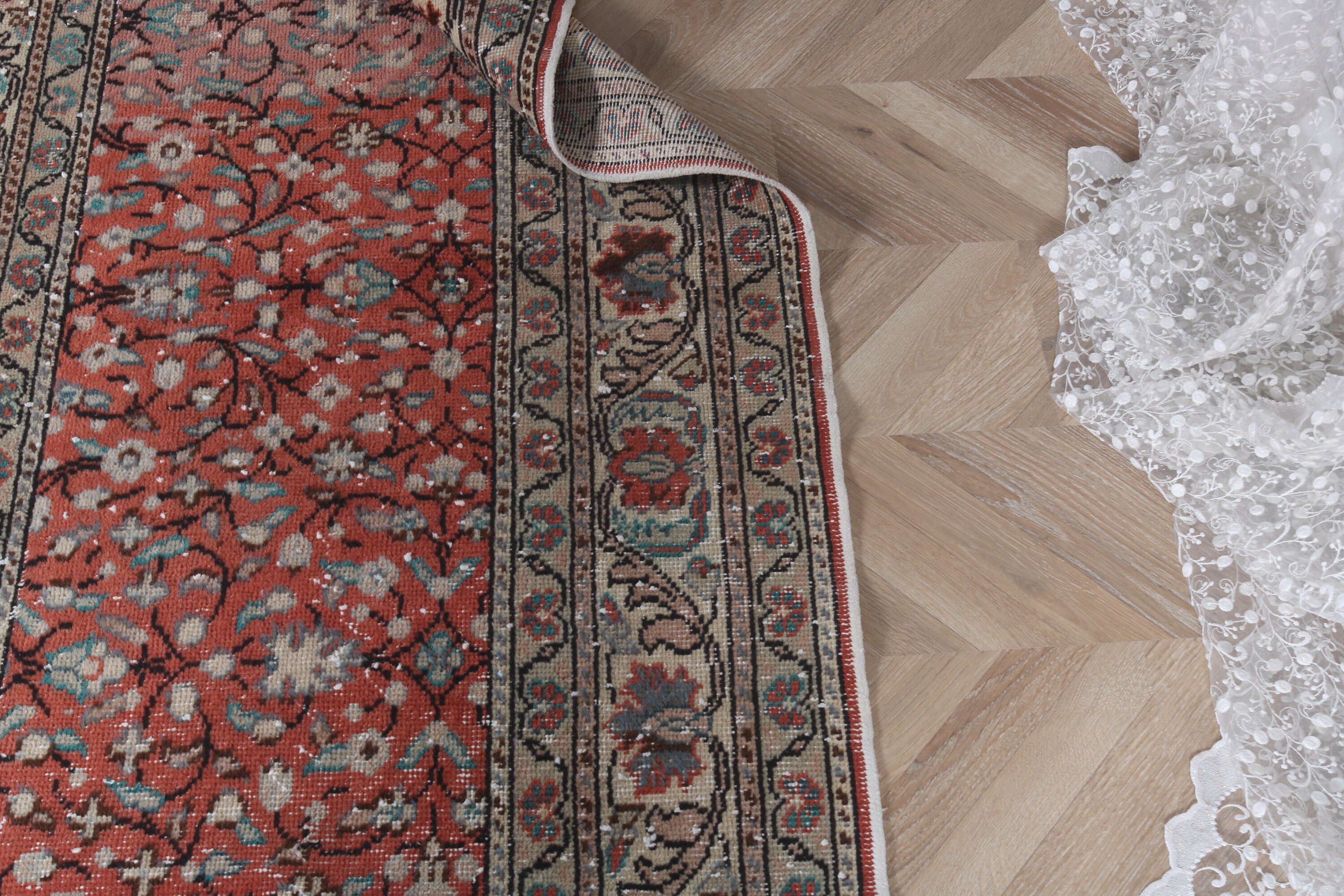 El Dokuma Halılar, Havalı Halılar, Dış Mekan Halıları, Çocuk Odası Halıları, Vintage Halı, 2,8x5,9 ft Vurgulu Halılar, Çocuk Halıları, Kırmızı Boho Halı, Türk Halısı