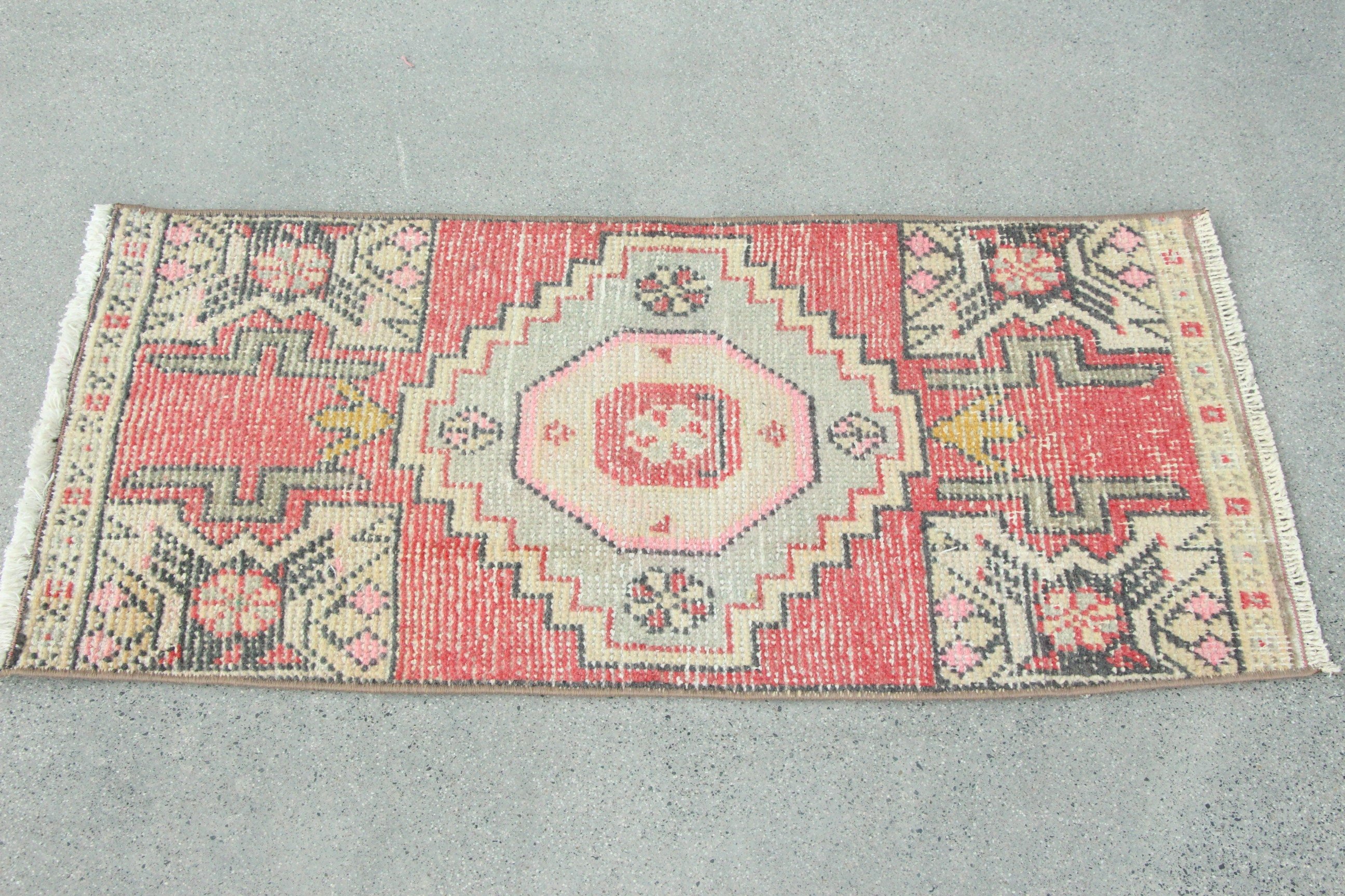 Vintage Halılar, Giriş Halısı, Havalı Halılar, Sanat Halısı, Türk Halısı, Kırmızı 1,5x3,1 ft Küçük Halılar, Oushak Halısı, Araba Paspas Halısı, Banyo Halıları