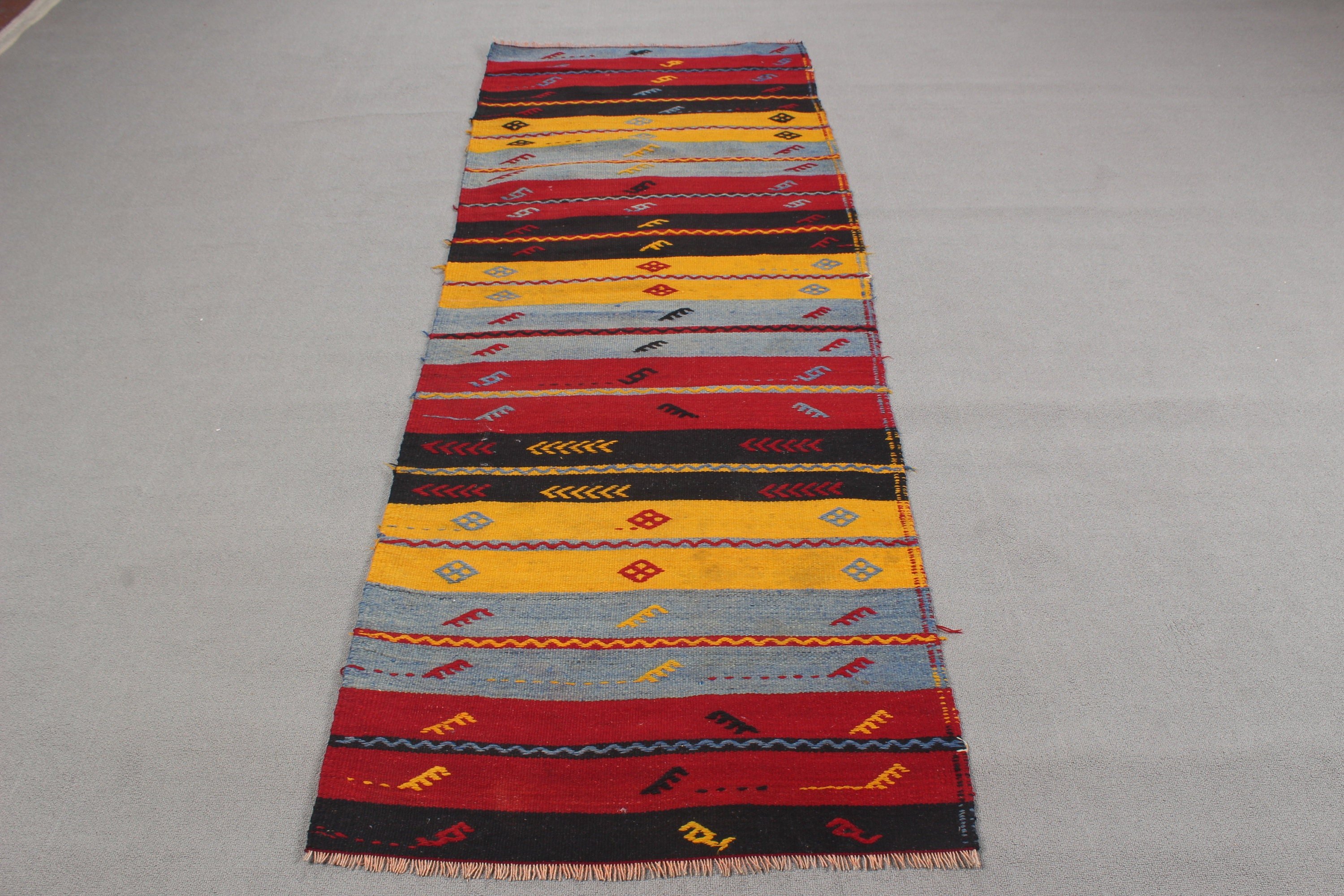 Merdiven Halısı, Türk Halıları, Vintage Halı, 2.6x7.8 ft Koşucu Halısı, Uzun Yolluk Halısı, Oryantal Halılar, Fas Halıları, Sarı Oushak Halıları, Kilim