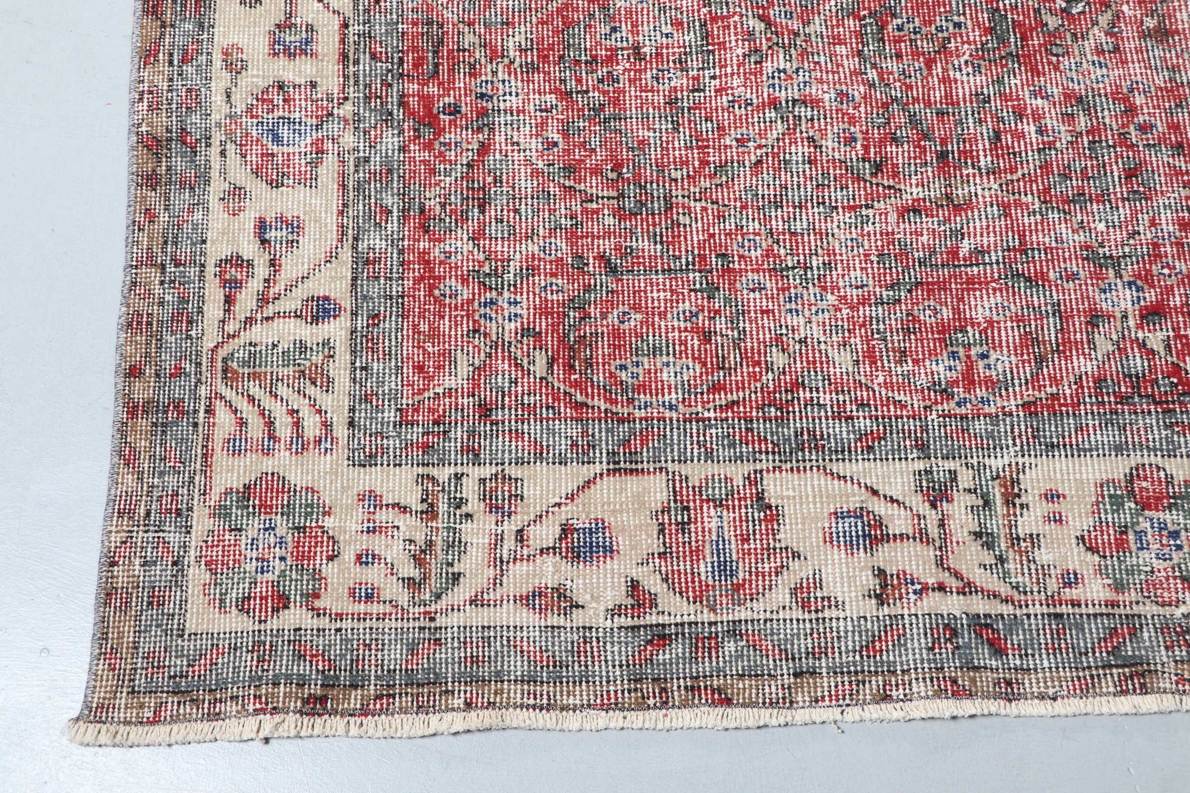 Living Room Rug, Bright Rugs, Vintage Rug, 5.5x10.6 ft Large Rugs, Anatolian Rug, Floor Rug, Bedroom Rug, Red Anatolian Rug, Turkish Rug