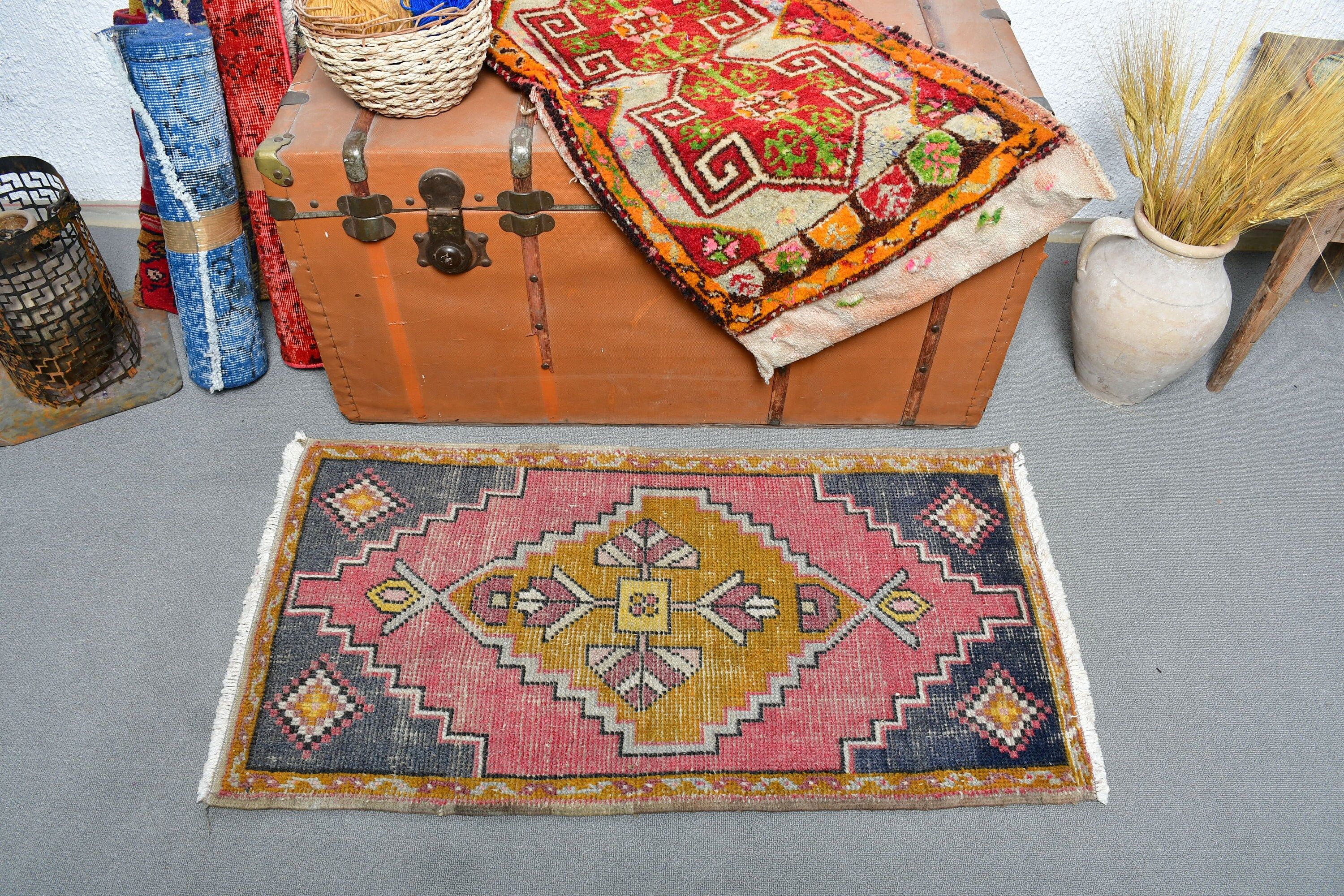 Floor Rugs, Kitchen Rugs, Vintage Rugs, Turkish Rugs, Wall Hanging Rug, Abstract Rug, Pink Moroccan Rugs, 1.9x3.5 ft Small Rug, Nursery Rug