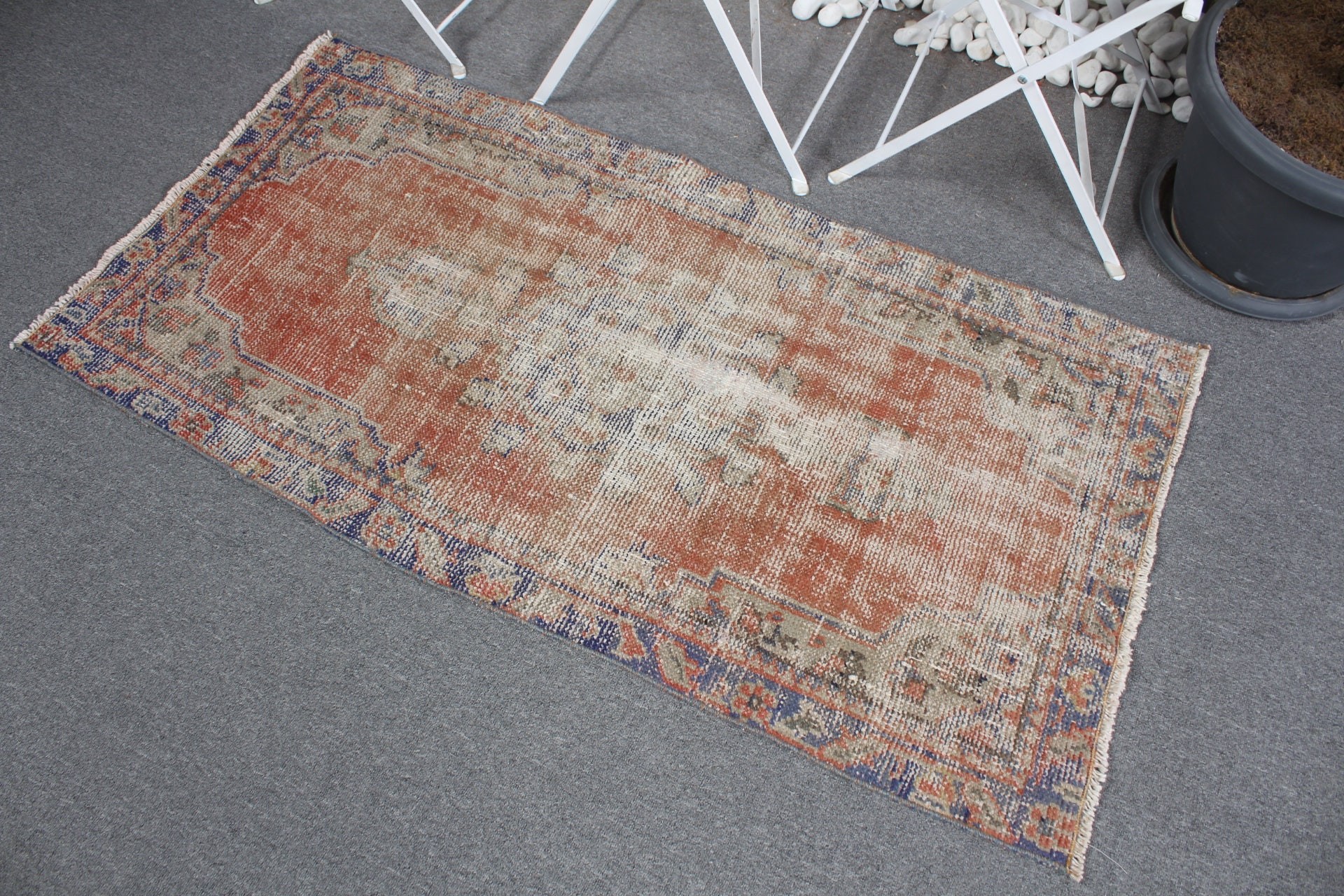 Antika Halı, Vintage Halı, Mutfak Halıları, Türk Halısı, Çocuk Odası Halısı, Yatak Odası Halıları, Kırmızı 2.4x4.8 ft Küçük Halı, Oushak Halıları