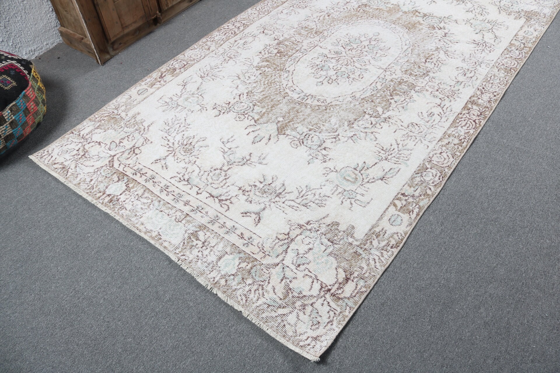 Açıklama Halıları, Vintage Halılar, Çocuk Odası Halıları, Türk Halısı, 4,7x8,5 ft Alan Halıları, Boho Alan Halıları, Bej Yatak Odası Halıları, Düz Dokuma Halılar