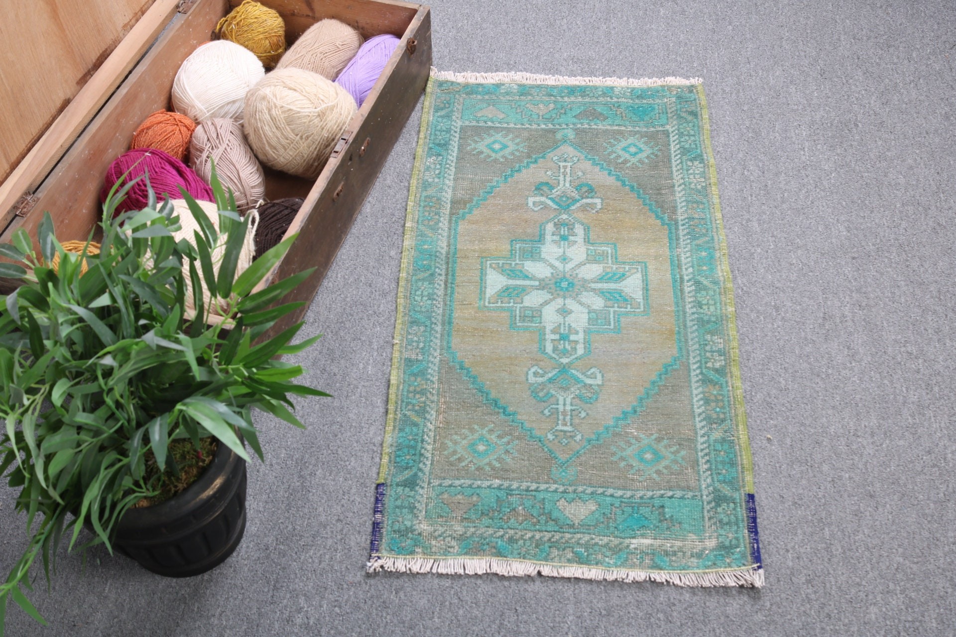 Yeşil Antika Halılar, Boho Halılar, Modern Halı, Geleneksel Halılar, 1,6x3 ft Küçük Halı, Araba Paspas Halıları, Küçük Vintage Halı, Vintage Halılar, Türk Halısı