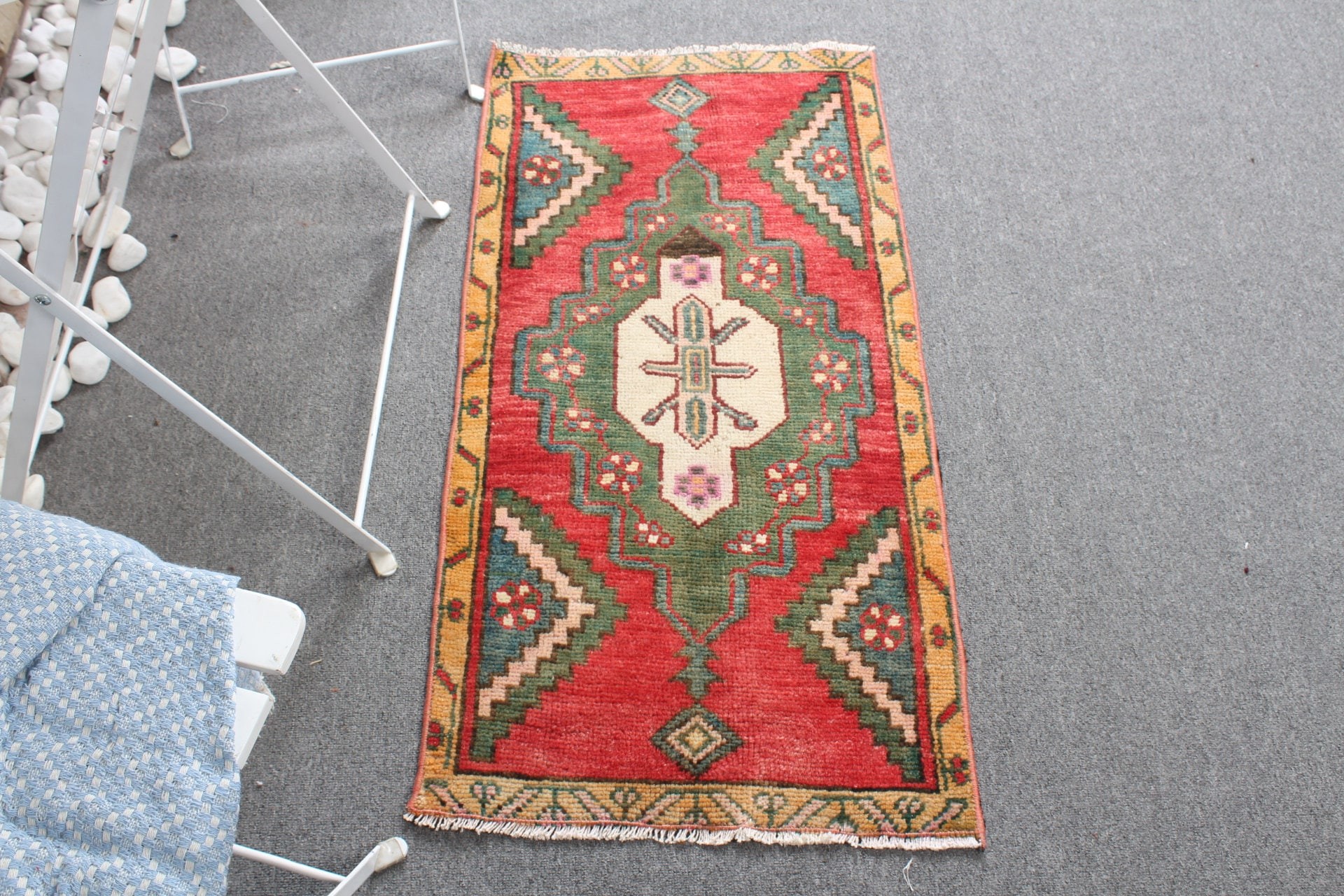 Banyo Halısı, Vintage Halılar, Yatak Odası Halısı, 1.6x3.2 ft Küçük Halı, Yün Halı, Türk Halısı, Çocuk Odası Halıları, Sanat Halısı, Giriş Halıları, Kırmızı Oushak Halı