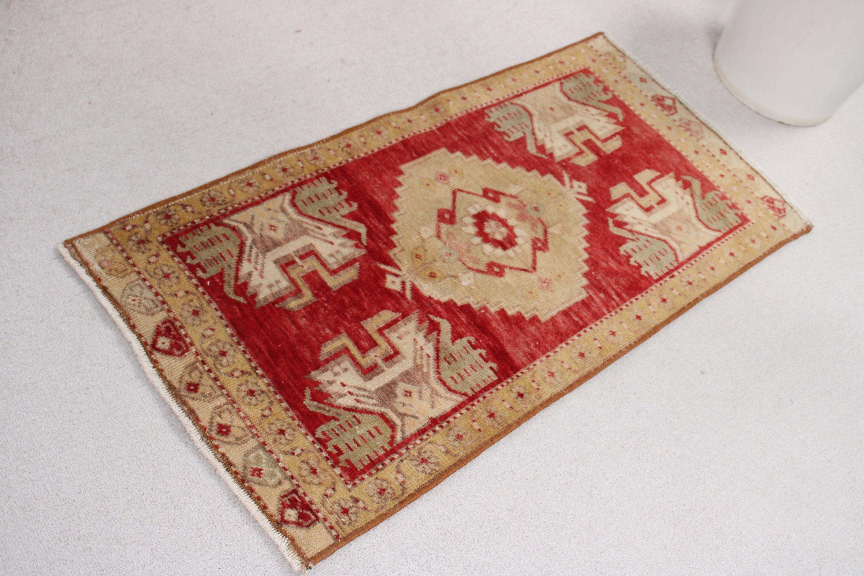 Vintage Halılar, Banyo Halıları, Ev Dekorasyonu Halıları, 1.5x3.1 ft Küçük Halı, Türk Halısı, Mutfak Halıları, Nötr Halı, Bej Antika Halı, Geleneksel Halılar