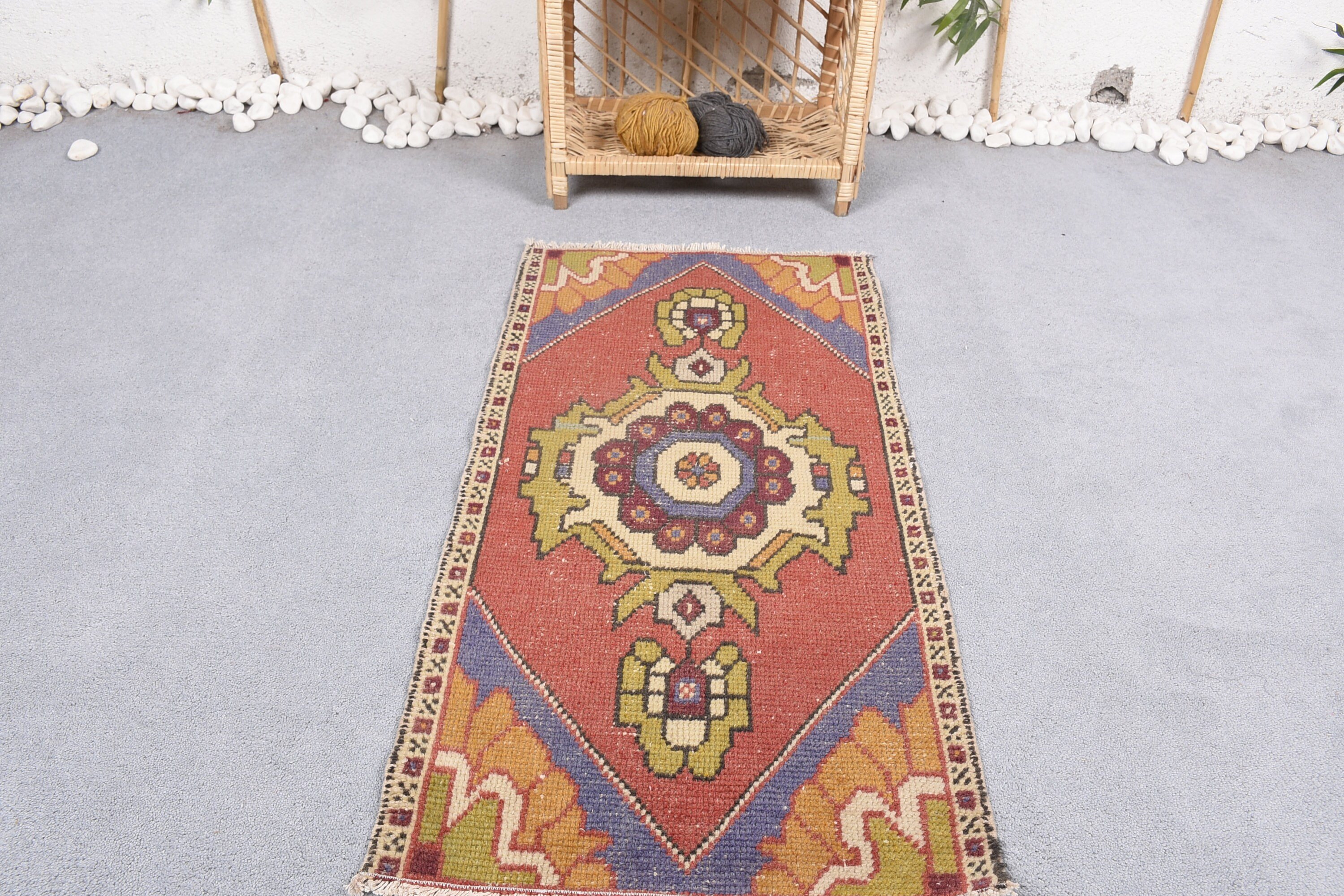 Retro Rugs, 1.7x3.4 ft Small Rug, Rugs for Bedroom, Turkish Rugs, Red Bedroom Rug, Vintage Rug, Bedroom Rug, Entry Rug, Home Decor Rug