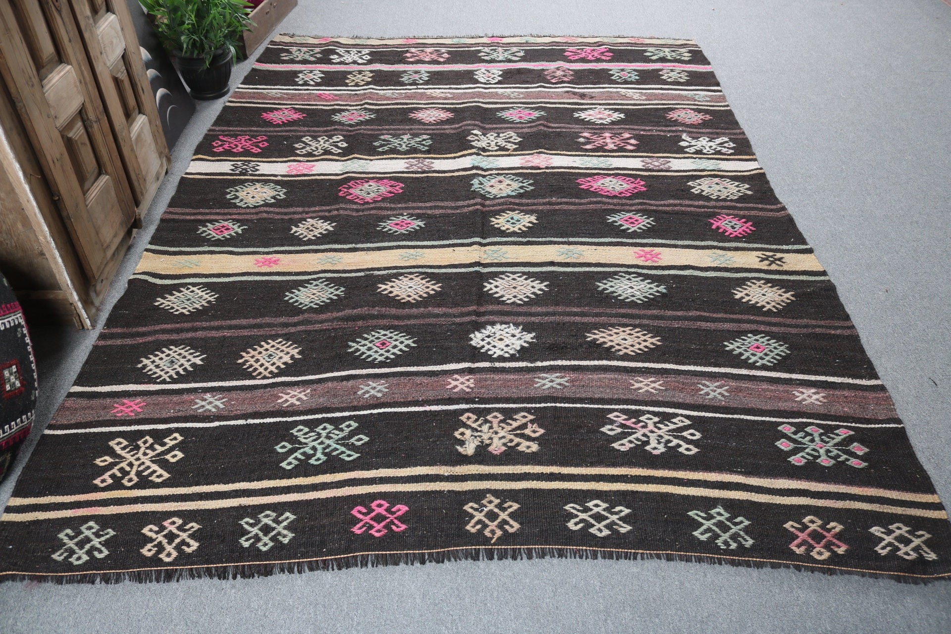 Mutfak Halıları, Siyah Lüks Halılar, Yemek Odası Halısı, Vintage Halılar, Oturma Odası Halısı, Antika Halı, 6.5x8.8 ft Büyük Halı, Türk Halıları, Kilim