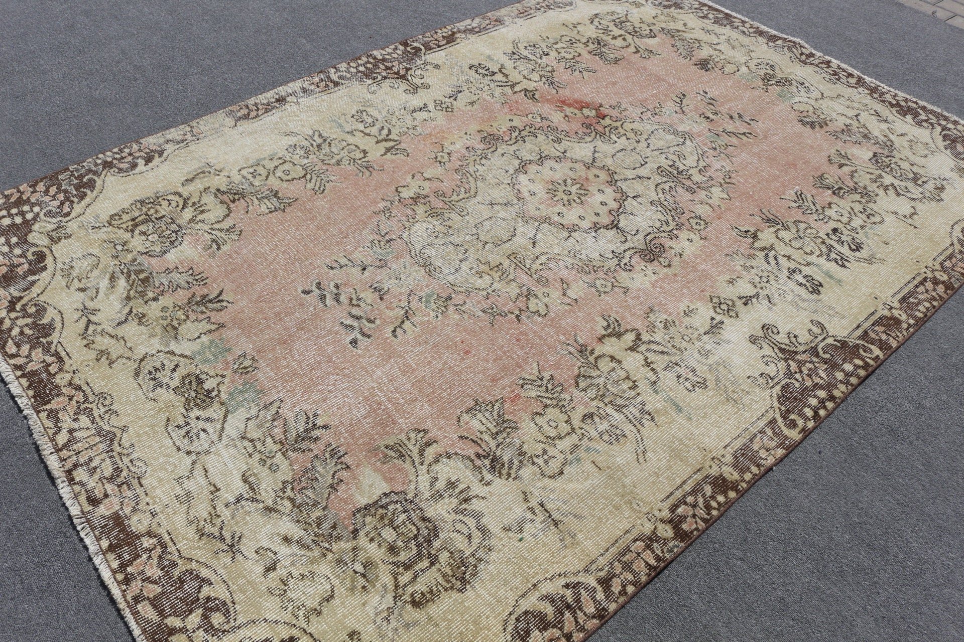 Aesthetic Rugs, Salon Rug, Antique Rug, Anatolian Rugs, Beige Oushak Rug, Vintage Rugs, Turkish Rug, Living Room Rugs, 5.6x8.4 ft Large Rug