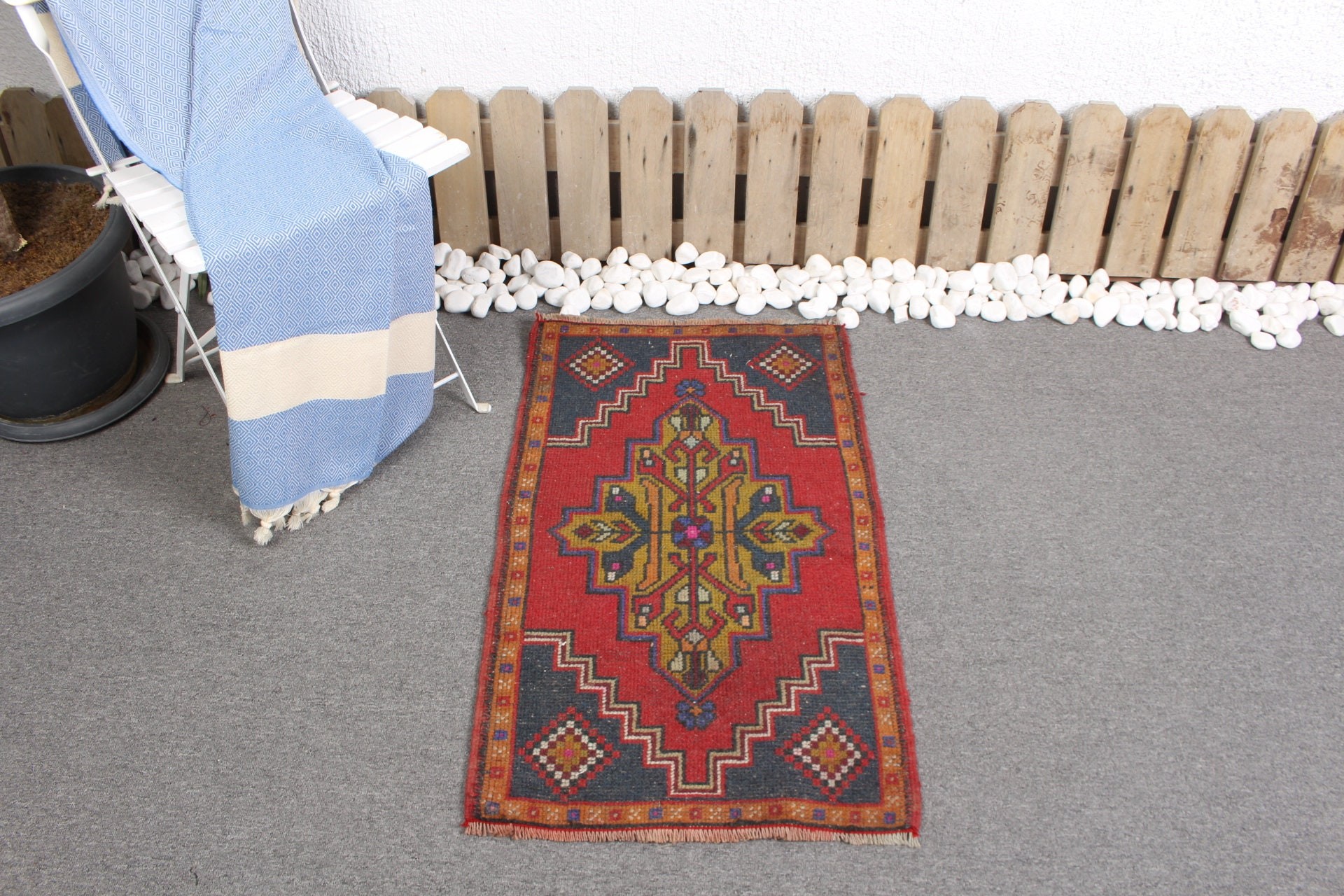 Vintage Rug, Rugs for Entry, Cool Rugs, Wool Rugs, Turkish Rug, Door Mat Rug, Nursery Rug, Art Rug, Red Home Decor Rug, 1.8x3 ft Small Rugs