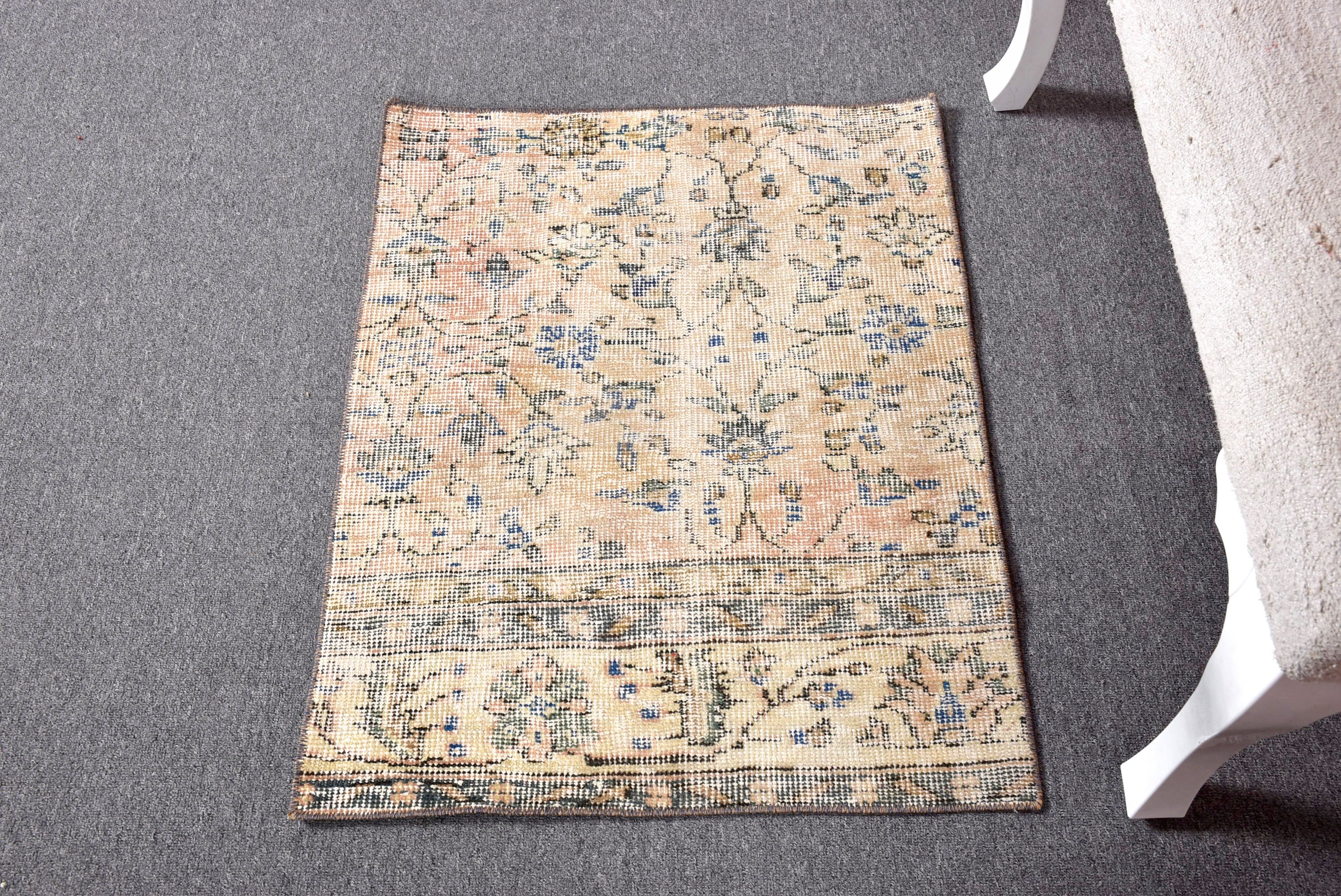 Anadolu Halısı, Turuncu Açıklamalı Halılar, 2.1x2.7 ft Küçük Halılar, Türk Halısı, Boho Halıları, Kapı Paspası Halıları, Geometrik Halı, Vintage Halı, Yatak Odası Halısı