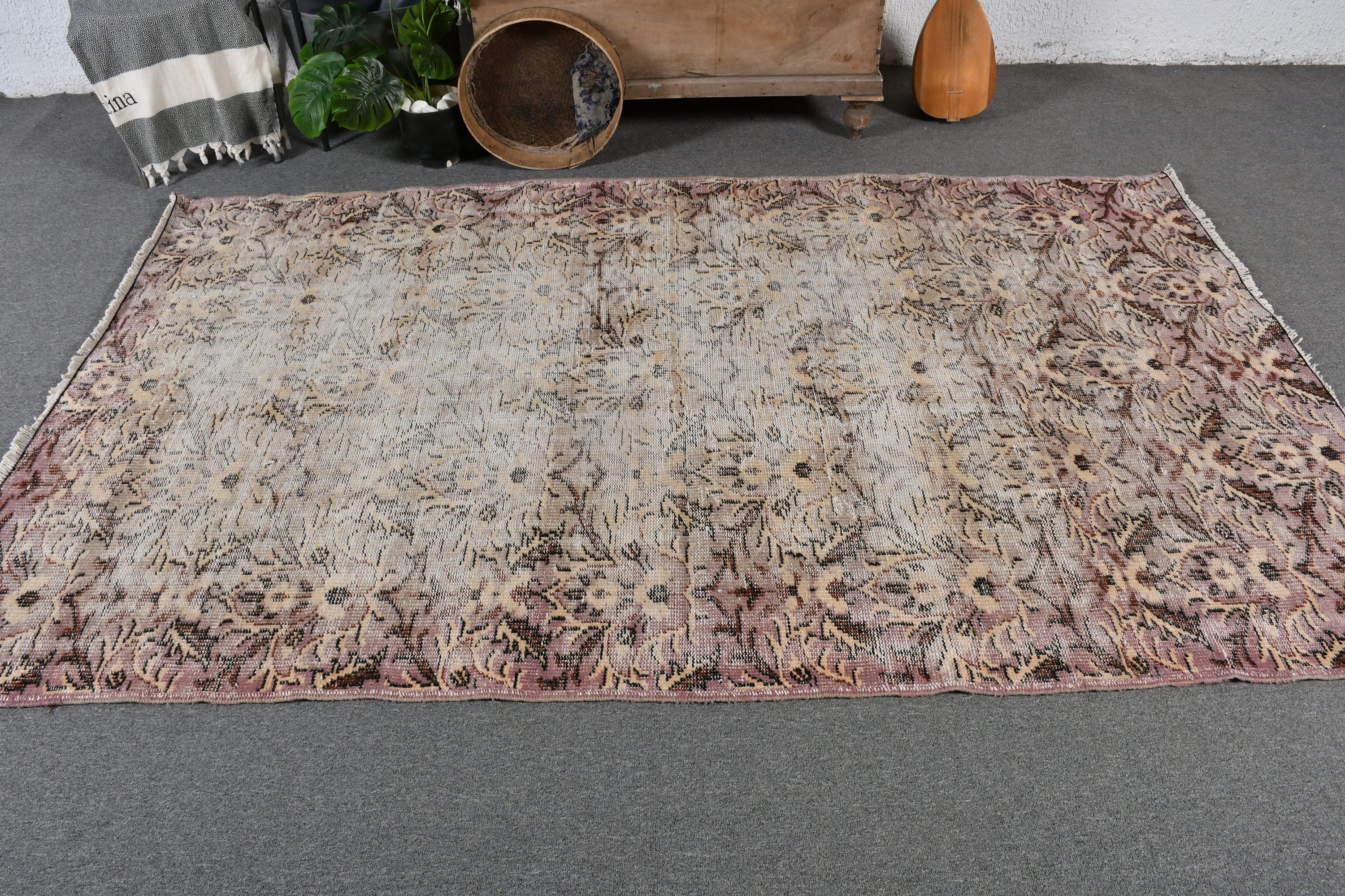 Wool Rug, Dining Room Rug, Rugs for Living Room, Vintage Rugs, Beige Floor Rug, Salon Rug, Oriental Rugs, Turkish Rugs, 5x8.2 ft Large Rug