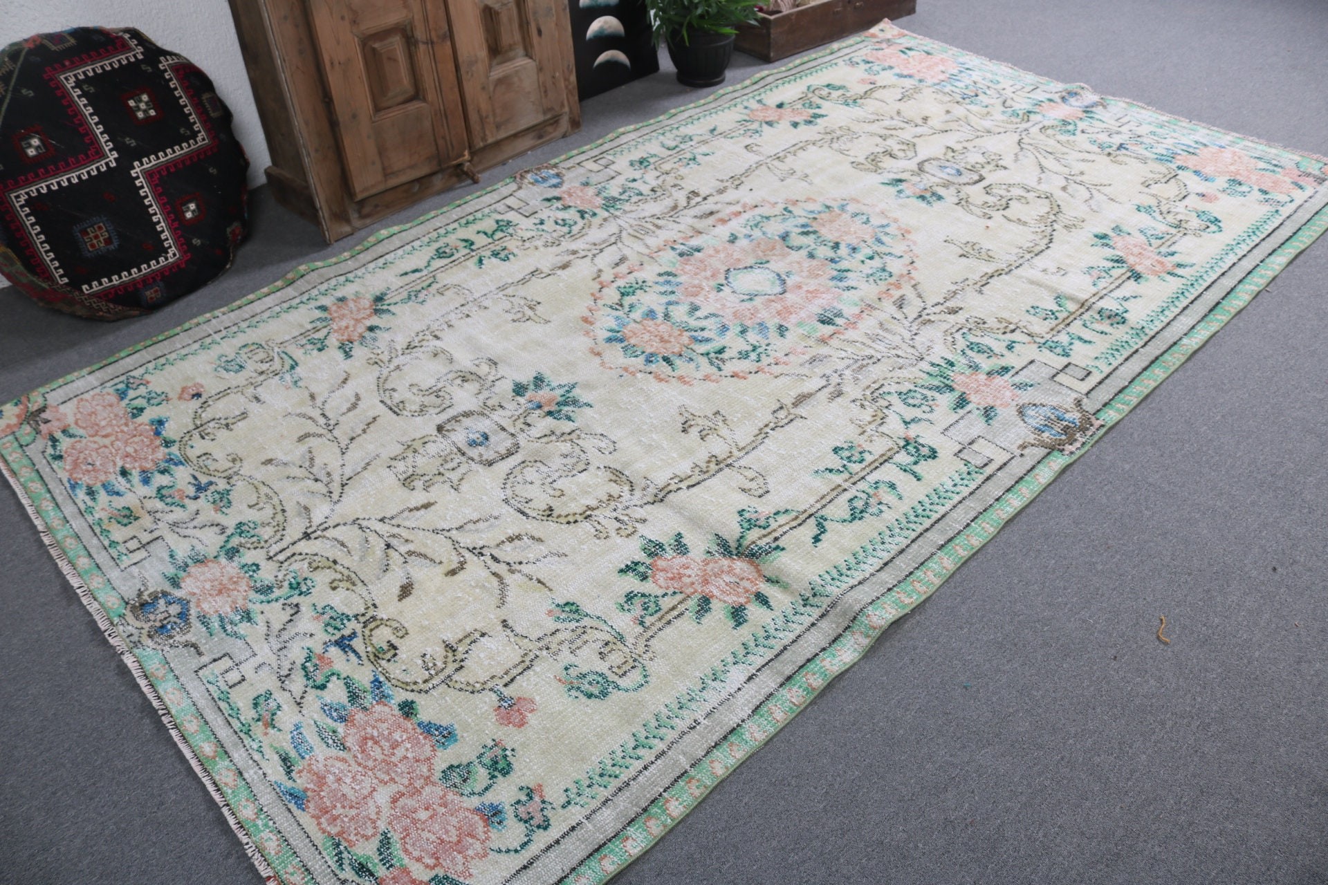 Turkish Rug, Antique Rug, Bedroom Rugs, Vintage Rugs, Large Vintage Rugs, Handwoven Rug, Boho Rug, Beige Modern Rugs, 5.6x9.9 ft Large Rug