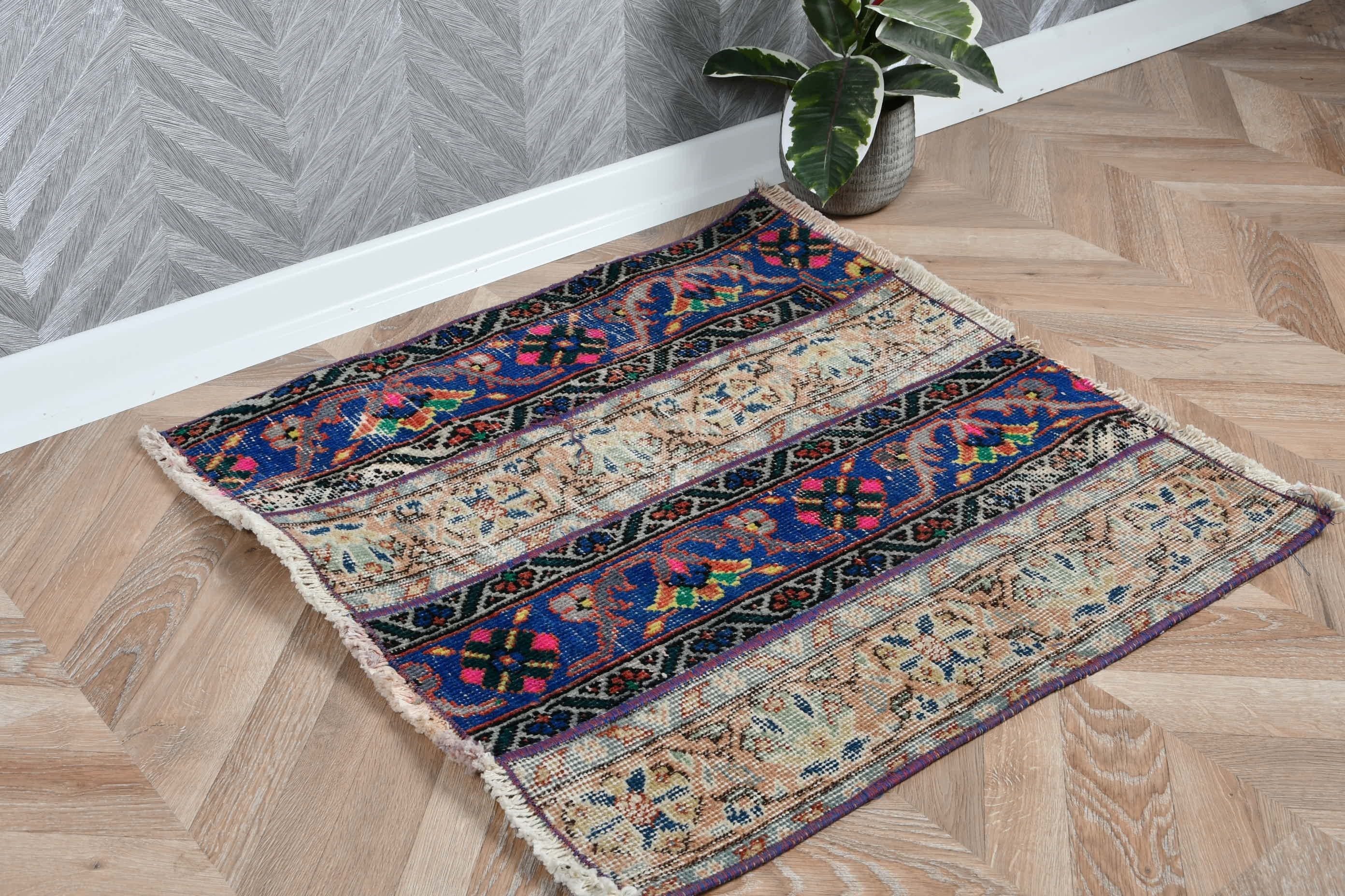 Türk Halısı, Anadolu Halısı, 2.4x2.3 ft Küçük Halı, Duvara Asma Halılar, Yatak Odası Halıları, Vintage Halılar, Bej Oryantal Halı, Banyo Halısı