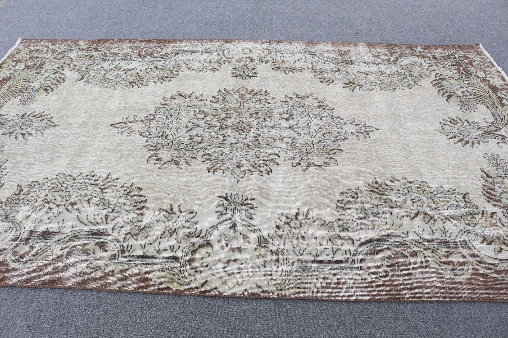 Türk Halısı, 5.6x9.4 ft Büyük Halı, Eski Halılar, Havalı Halılar, Yatak Odası Halısı, Vintage Halı, Bej Anadolu Halıları, Oryantal Halılar, Yemek Odası Halıları