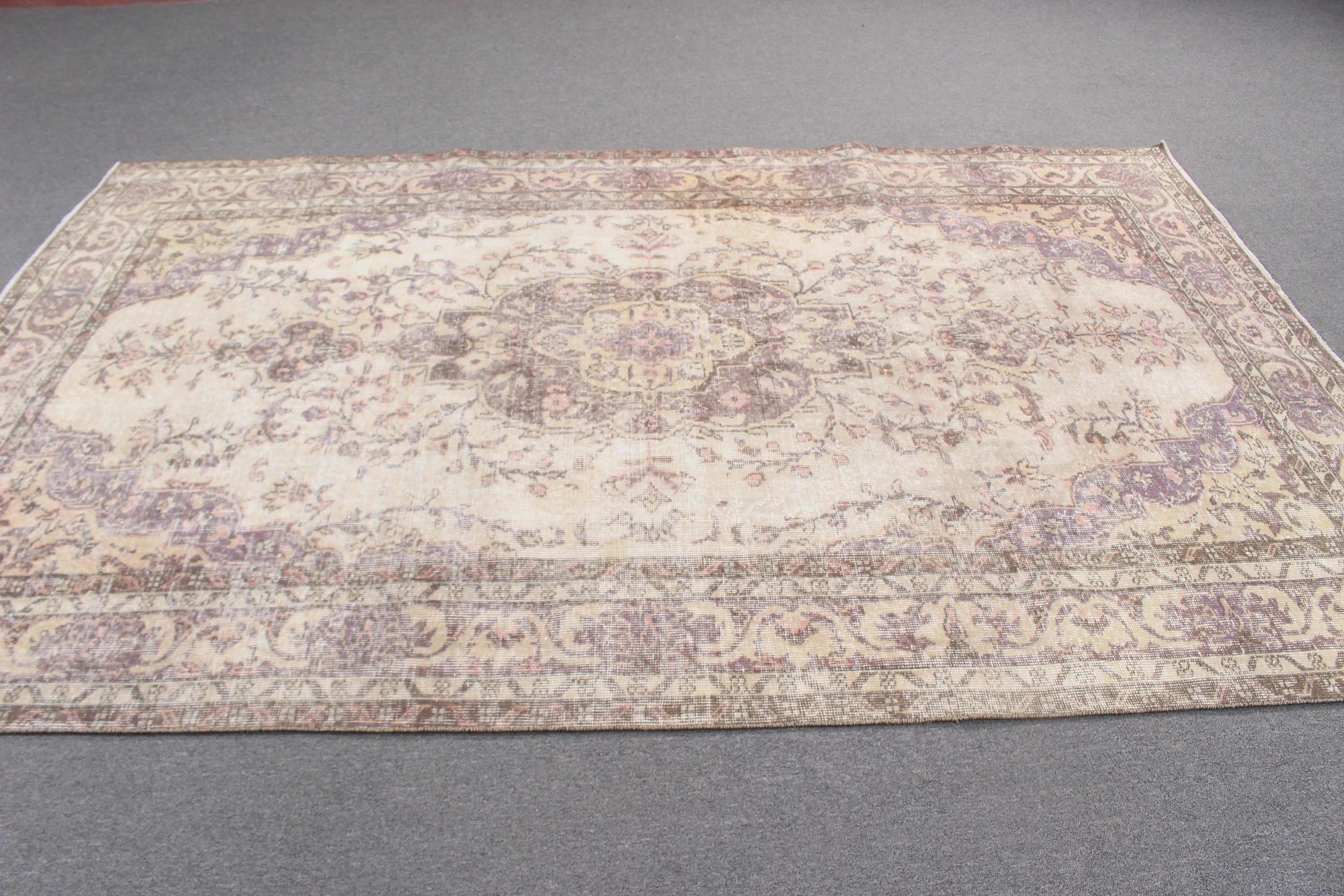 Handwoven Rug, Bedroom Rug, Large Oushak Rug, Home Decor Rugs, 5.7x9 ft Large Rug, Turkish Rug, Vintage Rug, Beige Boho Rug, Kitchen Rug