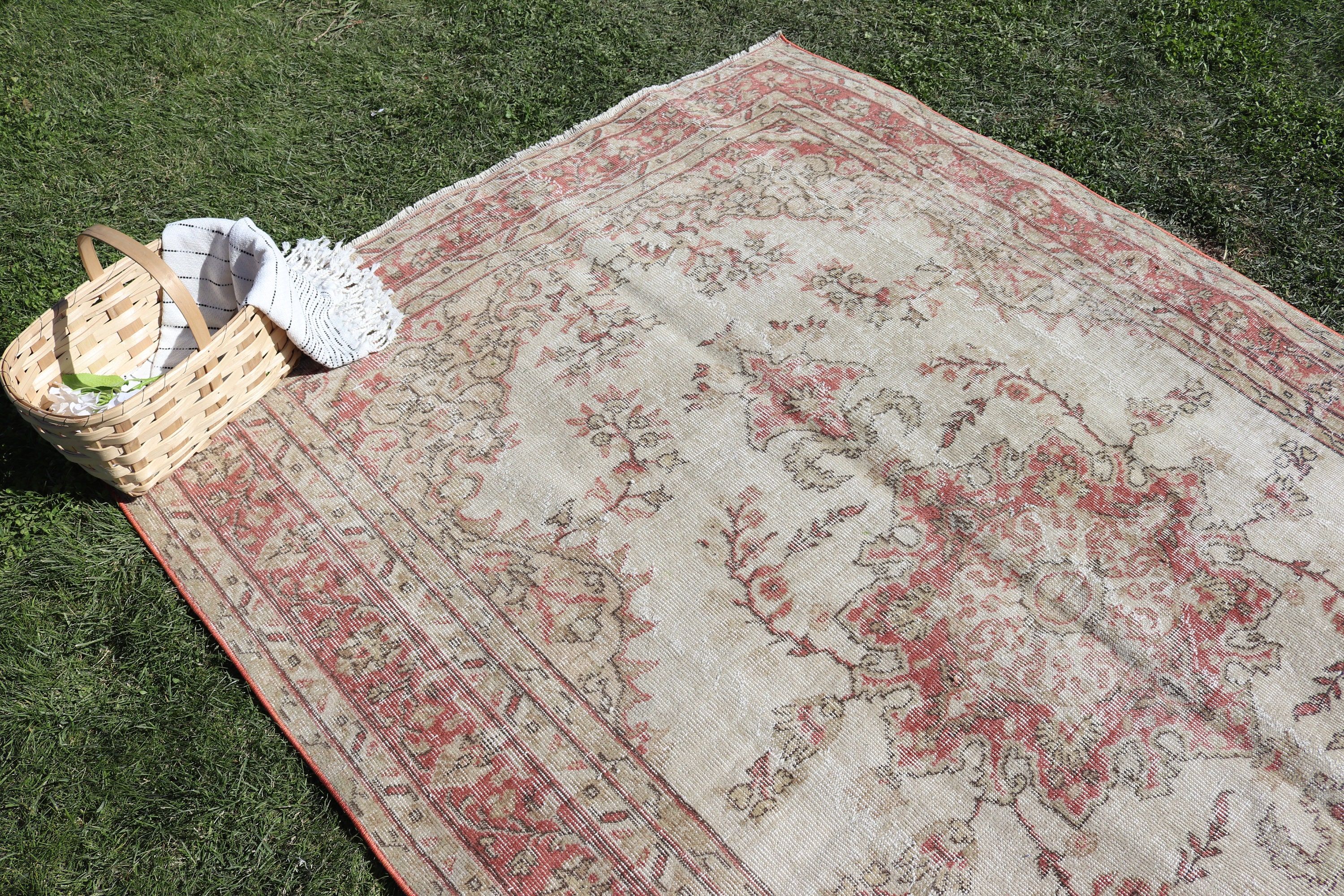 Modern Rug, Turkish Rug, Beige Boho Rug, Large Boho Rug, Vintage Rug, Dining Room Rug, Moroccan Rugs, 5.5x8.4 ft Large Rug, Rugs for Salon