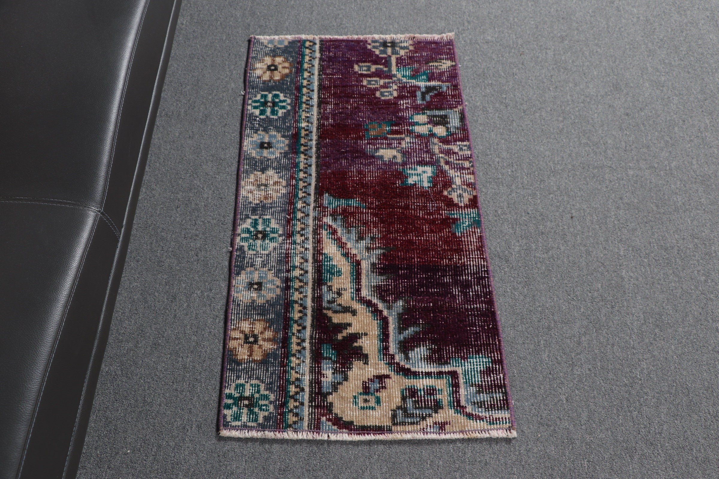 Purple Antique Rug, Door Mat Rug, Turkish Rug, Bedroom Rugs, 1.6x3.2 ft Small Rugs, Anatolian Rug, Vintage Rugs, Wool Rugs, Custom Rugs