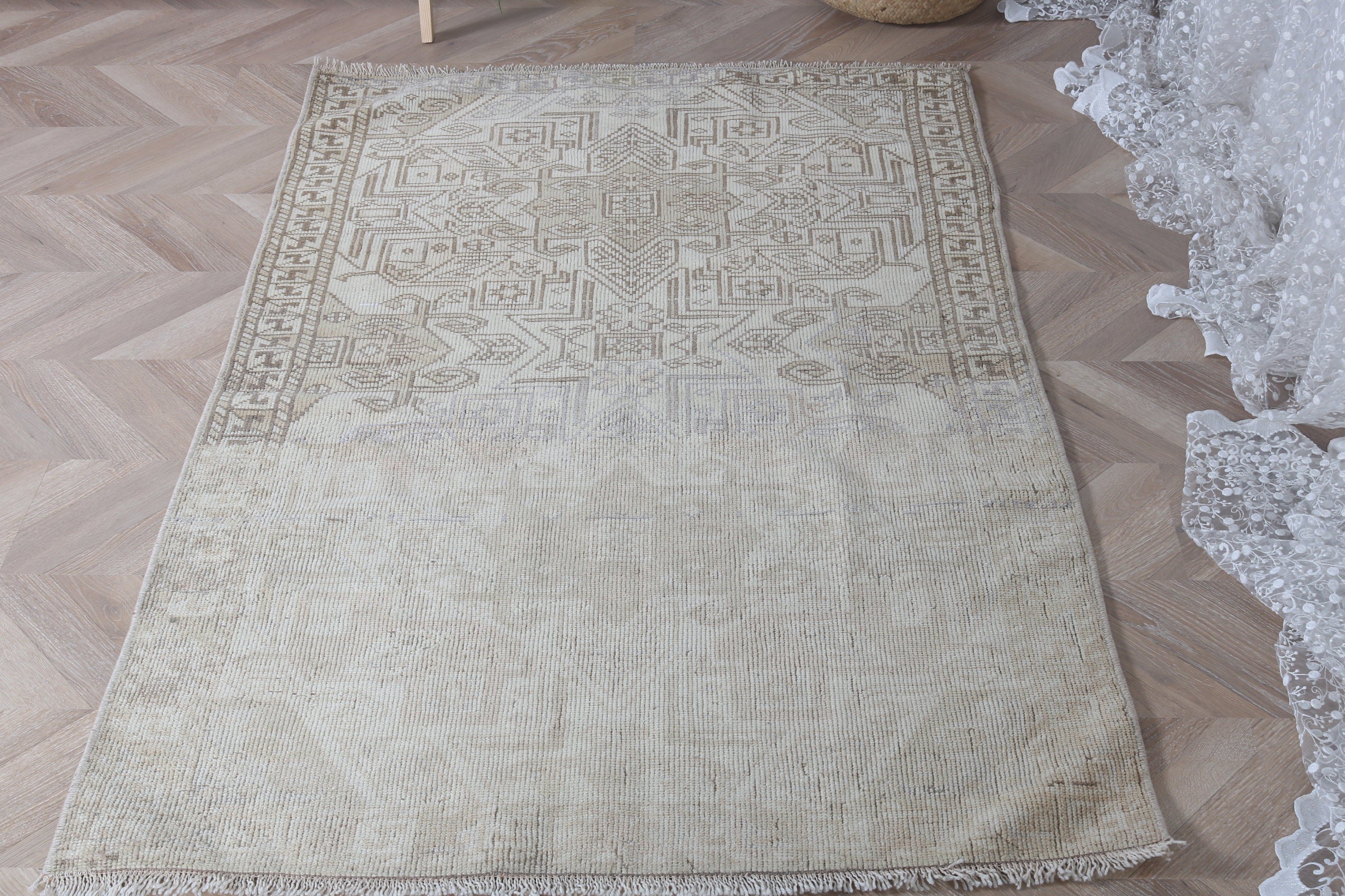 Bedroom Rugs, Ethnic Rug, Vintage Rugs, Statement Rugs, Turkish Rugs, Beige Flatweave Rugs, Luxury Rug, Nursery Rugs, 3.1x5 ft Accent Rugs