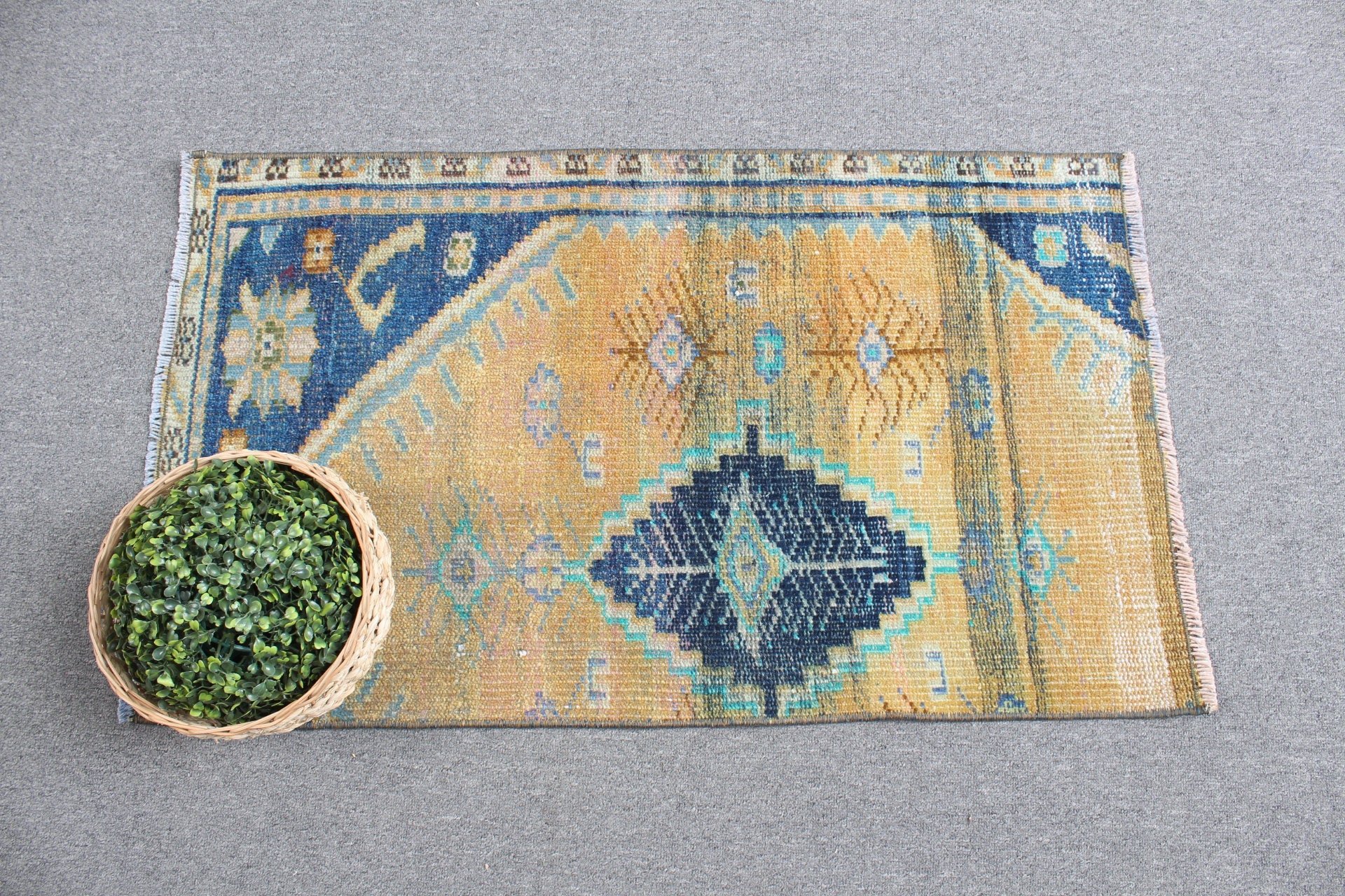 Araba Paspas Halısı, 1.8x3.1 ft Küçük Halı, Mutfak Halıları, Türk Halısı, Banyo Halısı, Sarı Fas Halısı, Fas Halısı, Vintage Halı, Mutfak Halıları