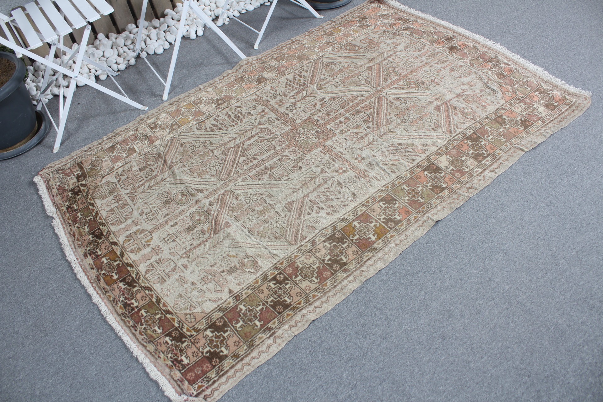 Beige Moroccan Rug, Dining Room Rug, Cool Rug, 4.1x6.4 ft Area Rug, Kitchen Rugs, Turkish Rug, Vintage Rugs, Bohemian Rug