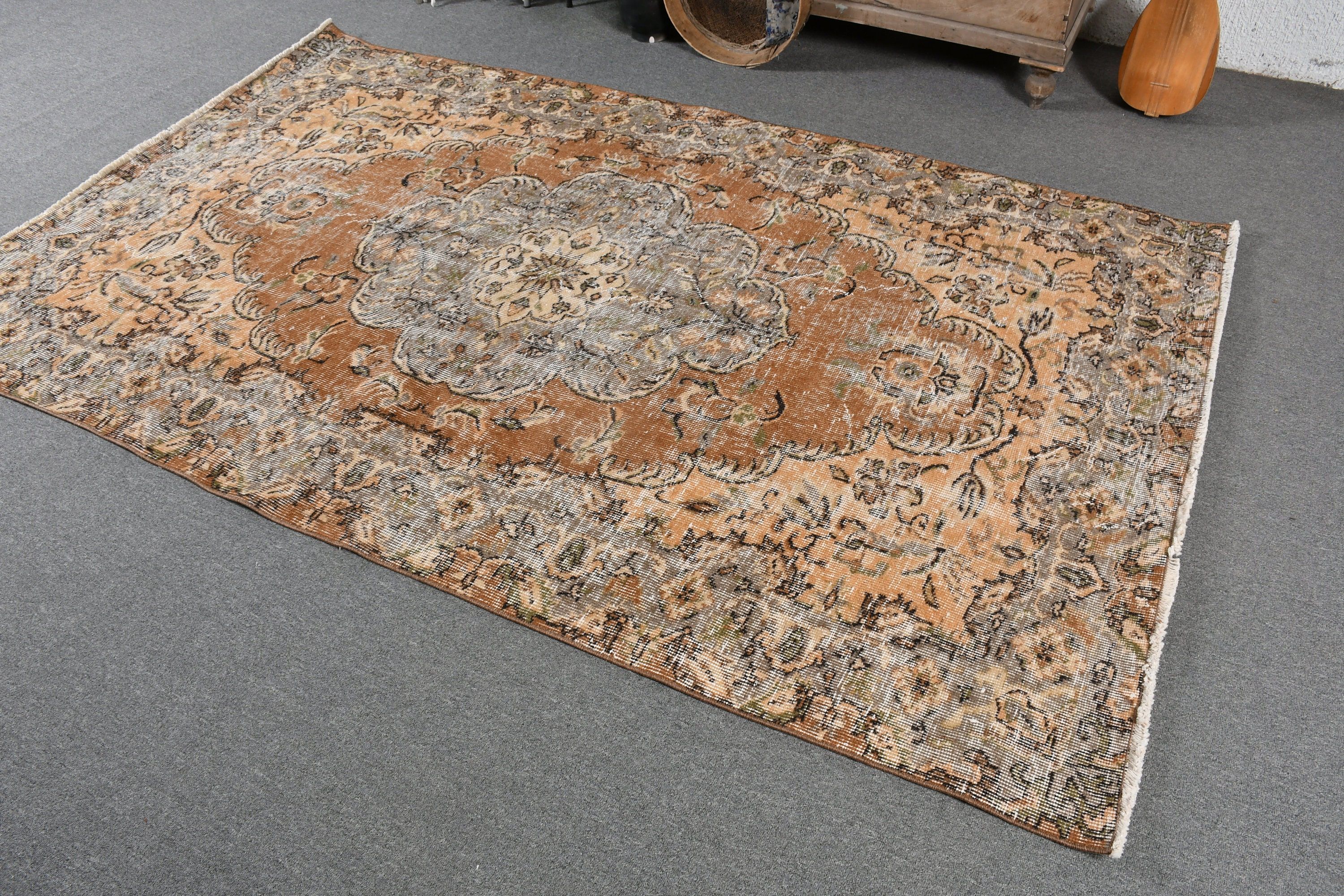 Bedroom Rug, Turkish Rug, Brown  5x8.1 ft Large Rugs, Home Decor Rug, Anatolian Rug, Vintage Rugs, Living Room Rug, Pale Rug